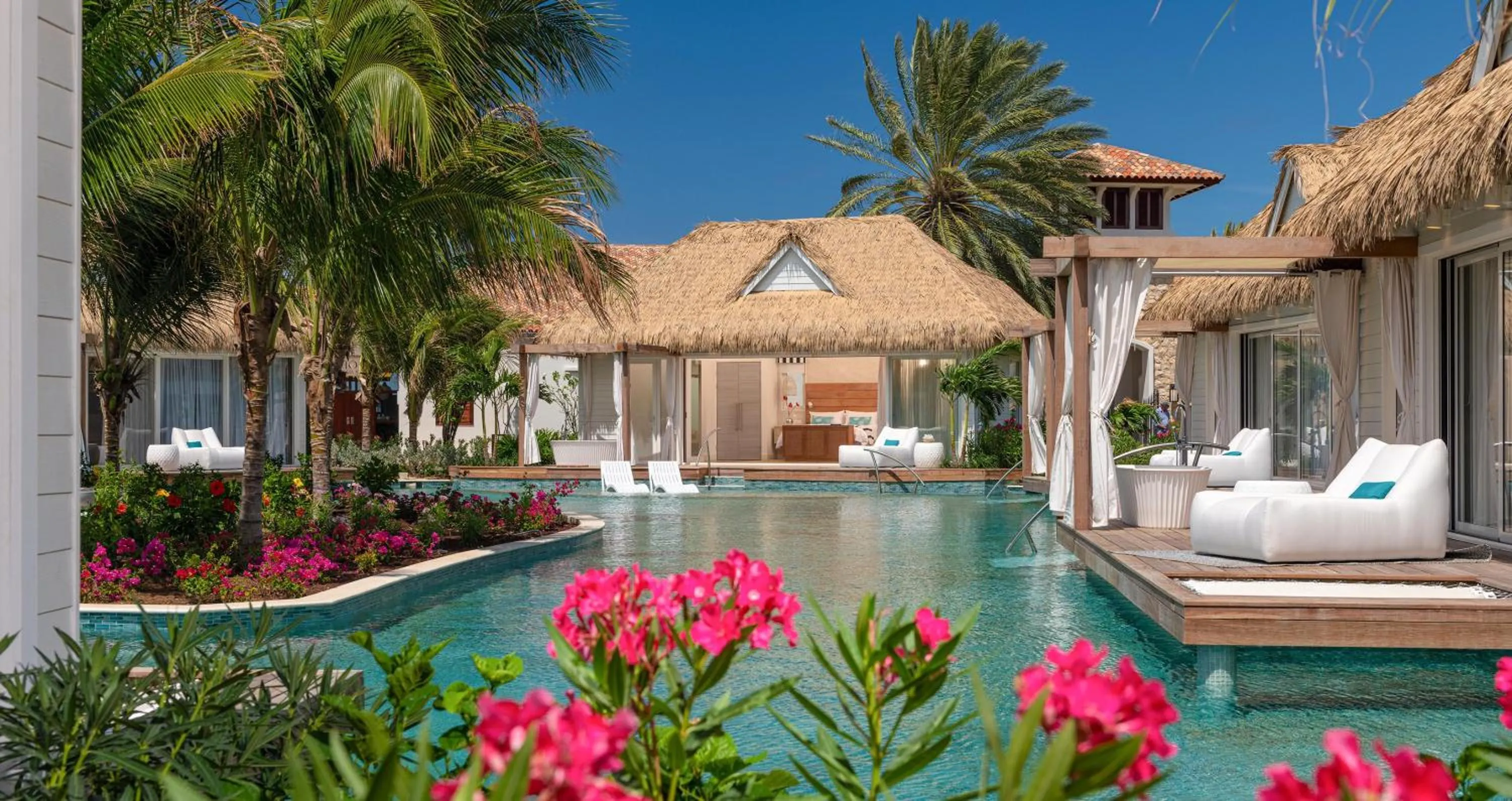 Photo of the whole room in Sandals Royal Curacao All Inclusive Couples Only