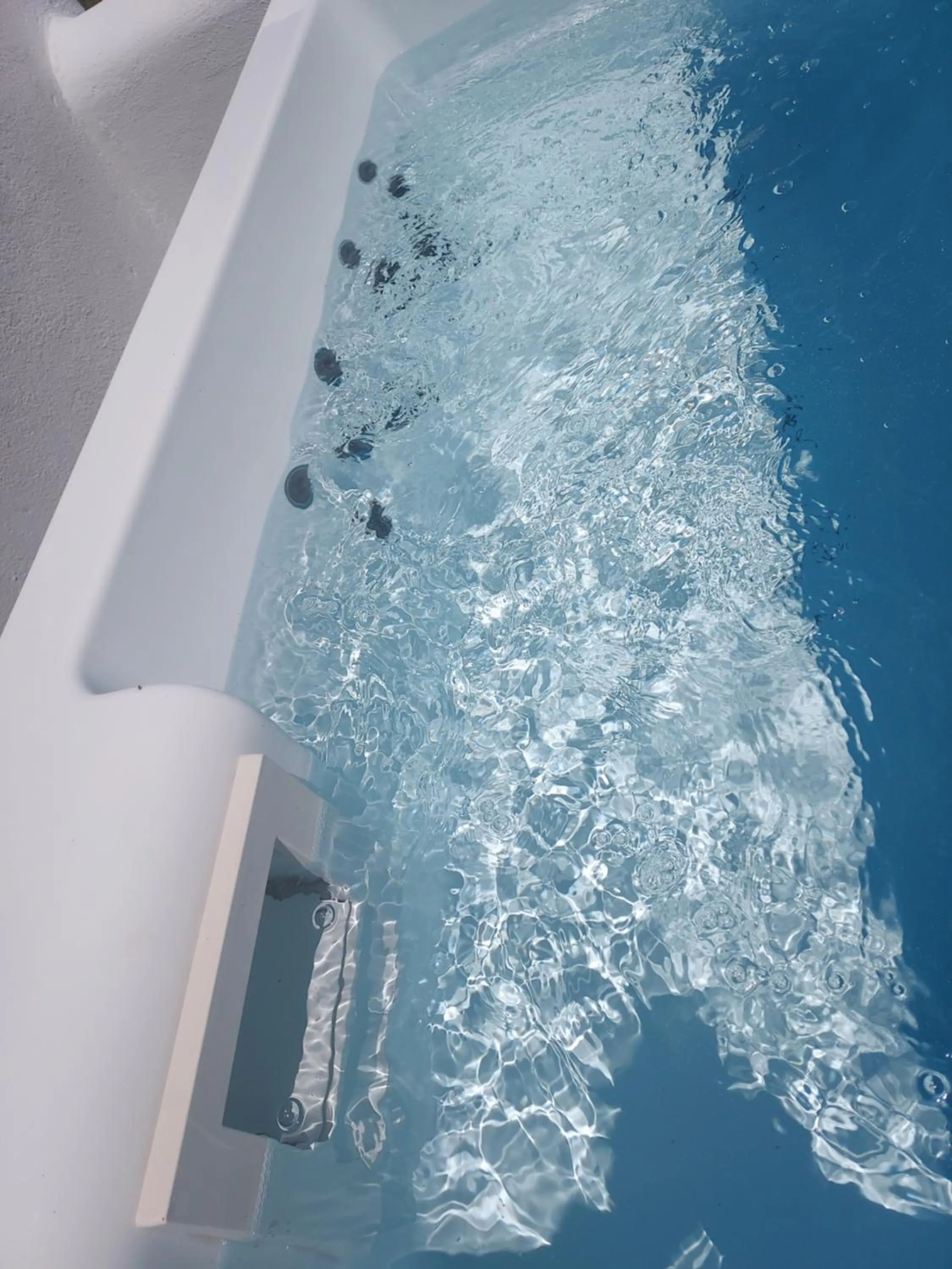 Hot Tub in Narciso Thassos Luxury Suites