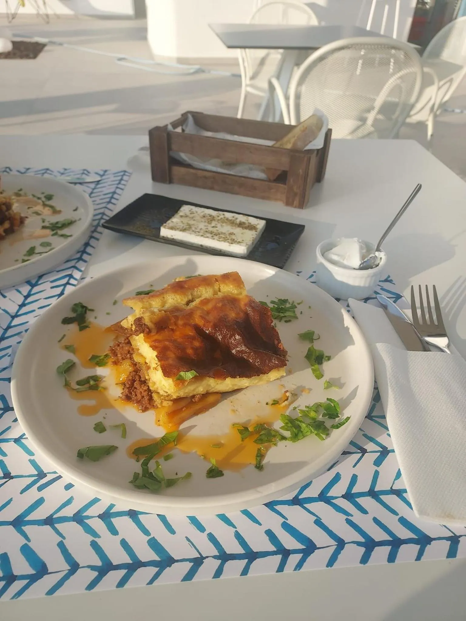 Restaurant/places to eat in Narciso Thassos Luxury Suites