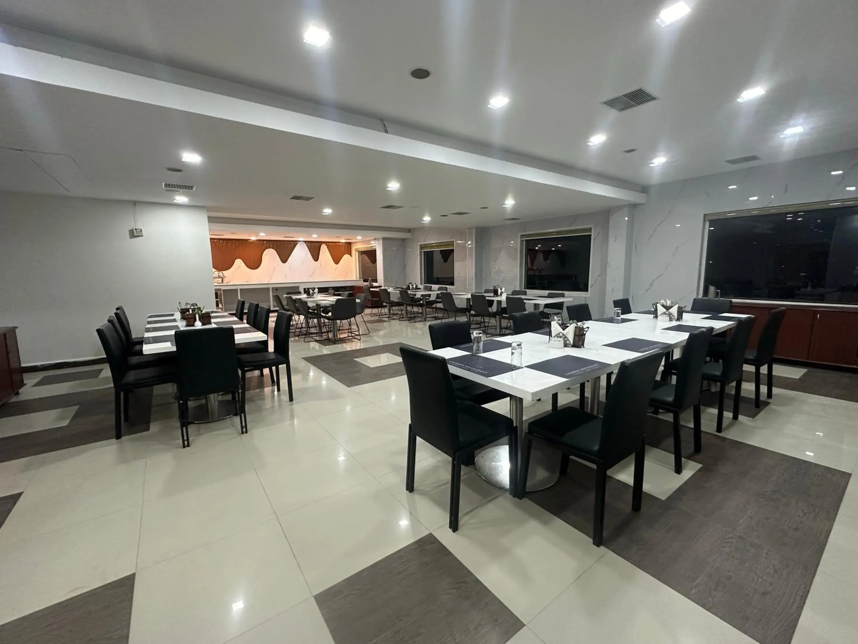 Restaurant/places to eat in Heritage Residency By Lemongrove Hospitality Restaurant/places to eat in Heritage Residency By Lemongrove Hospitality