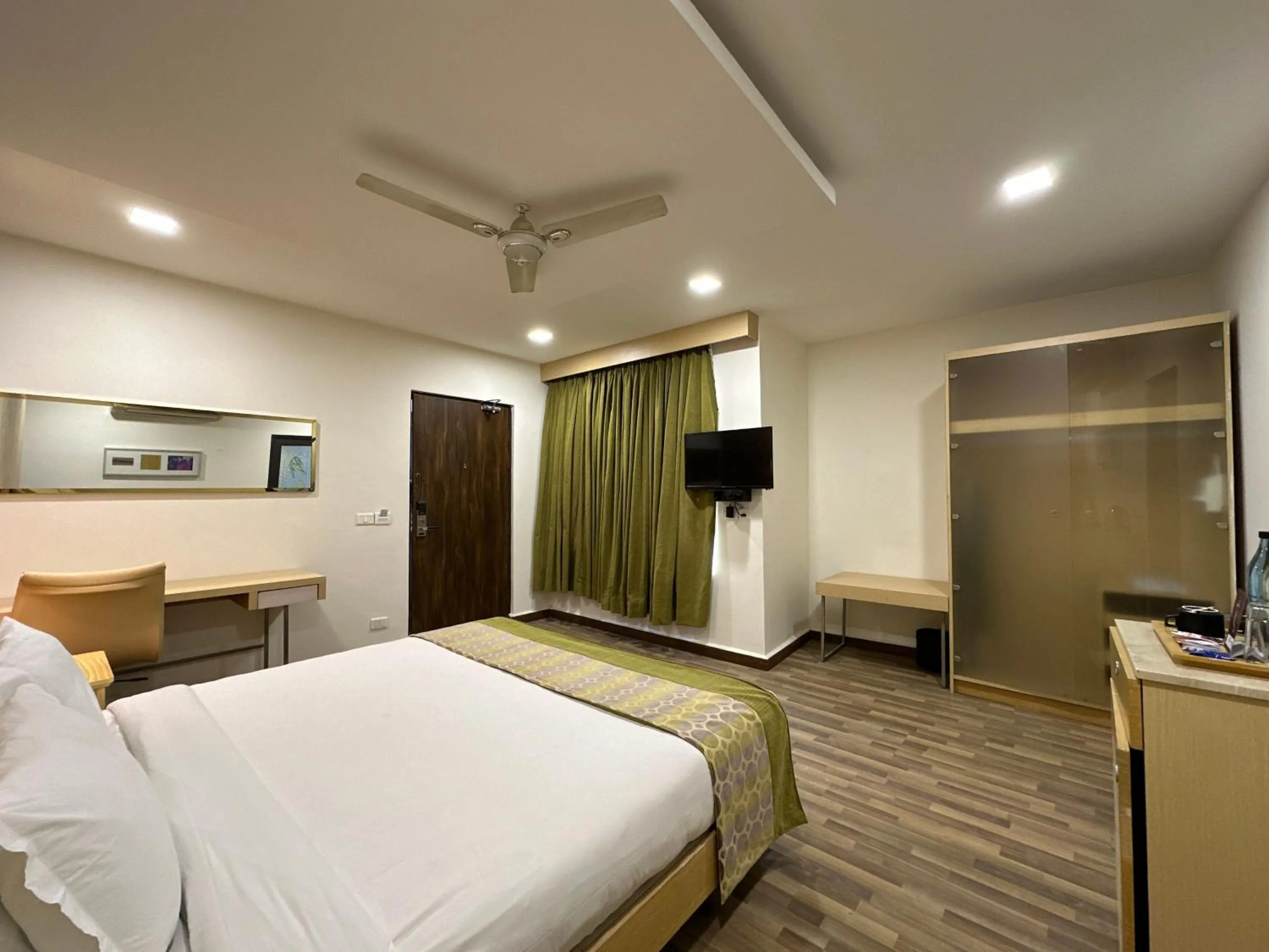 Bed in Heritage Residency By Lemongrove Hospitality