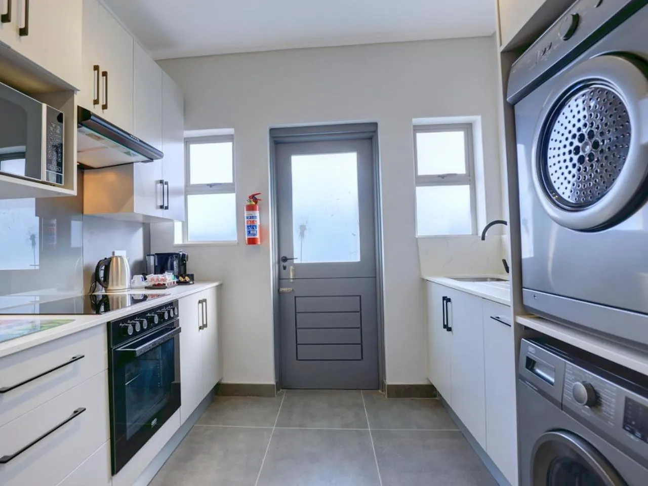 Standard Apartment in Harvil House