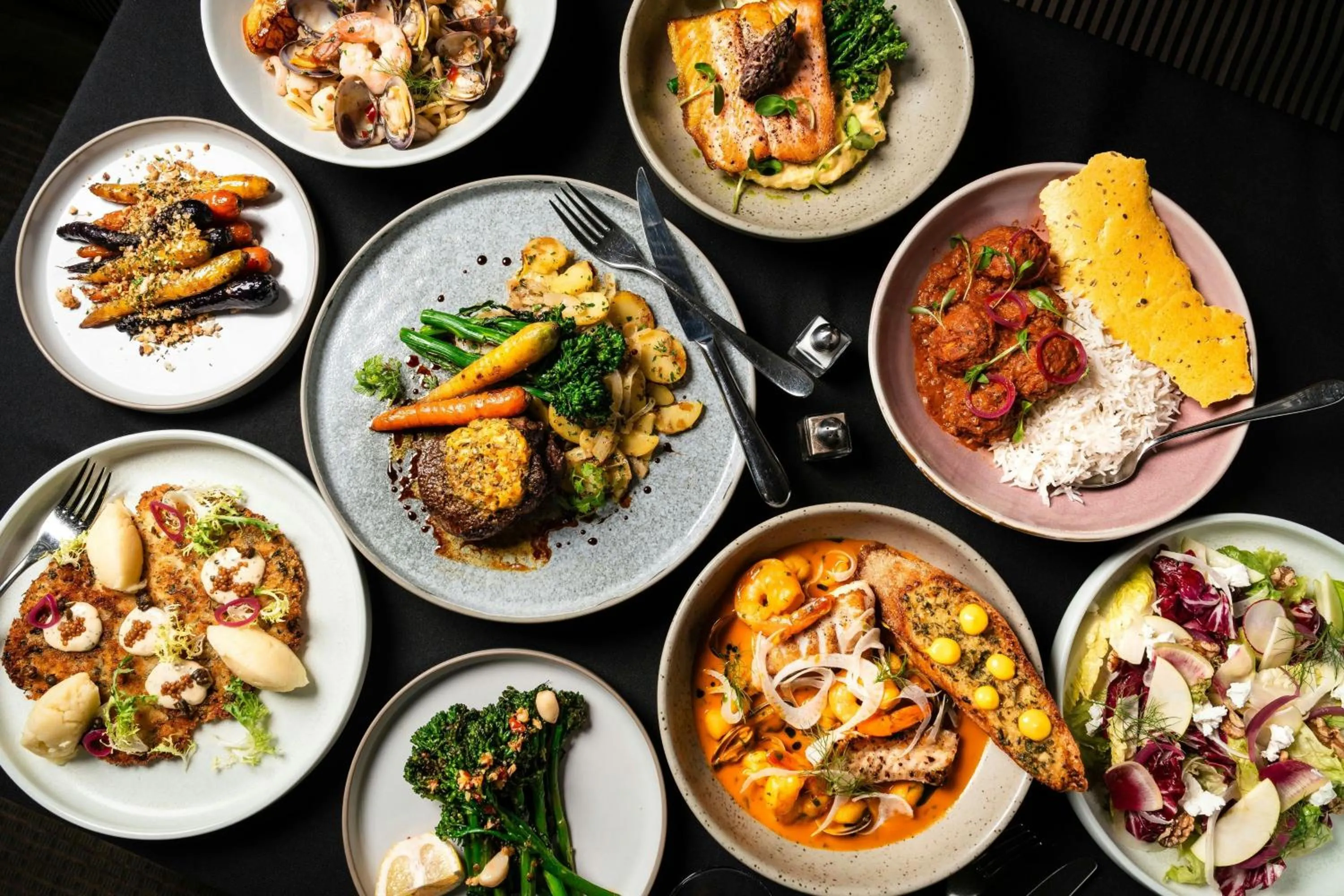 Restaurant/places to eat in Metropolitan Hotel Vancouver