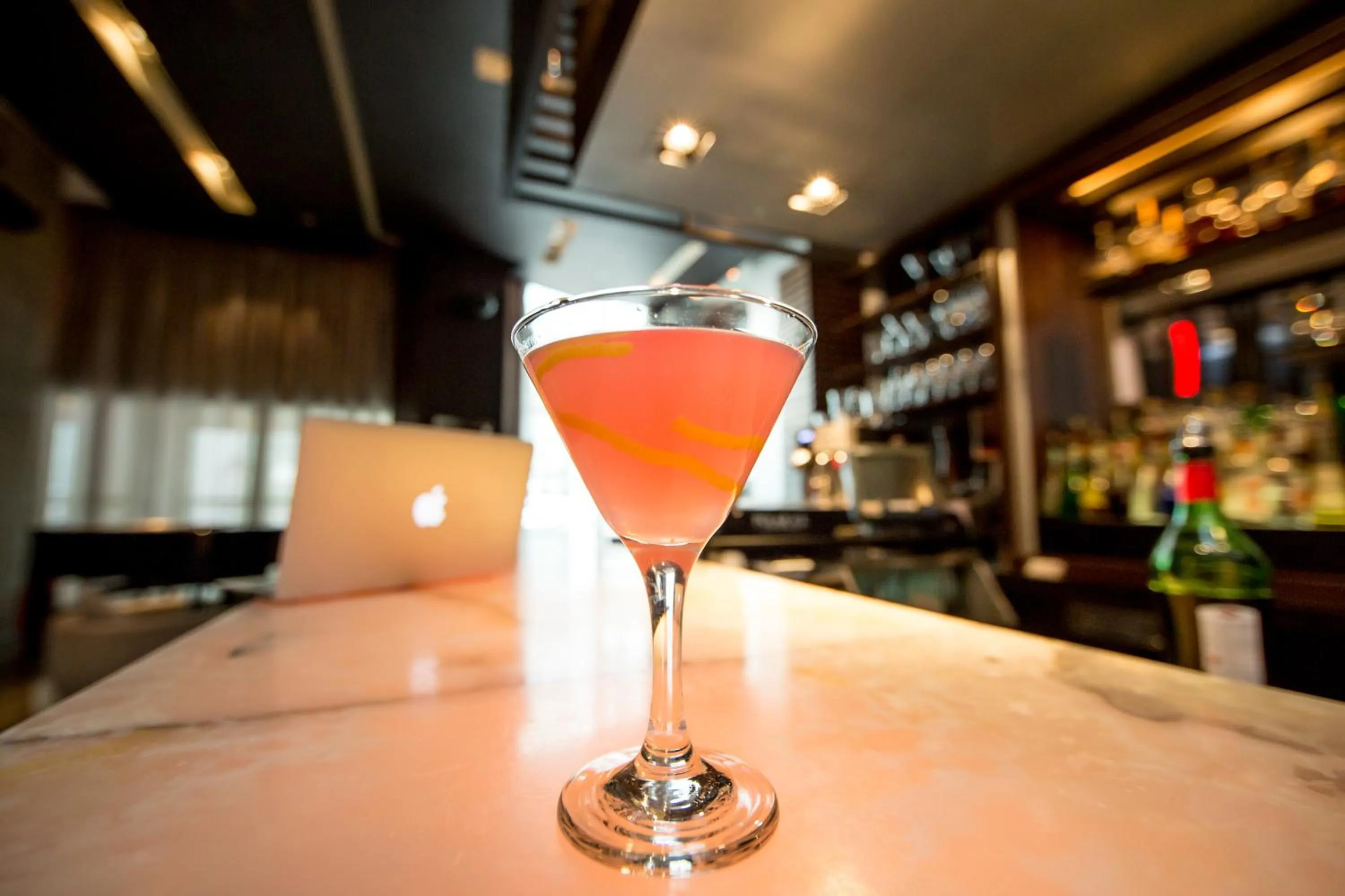 Alcoholic drinks in Pantages Hotel Toronto Centre