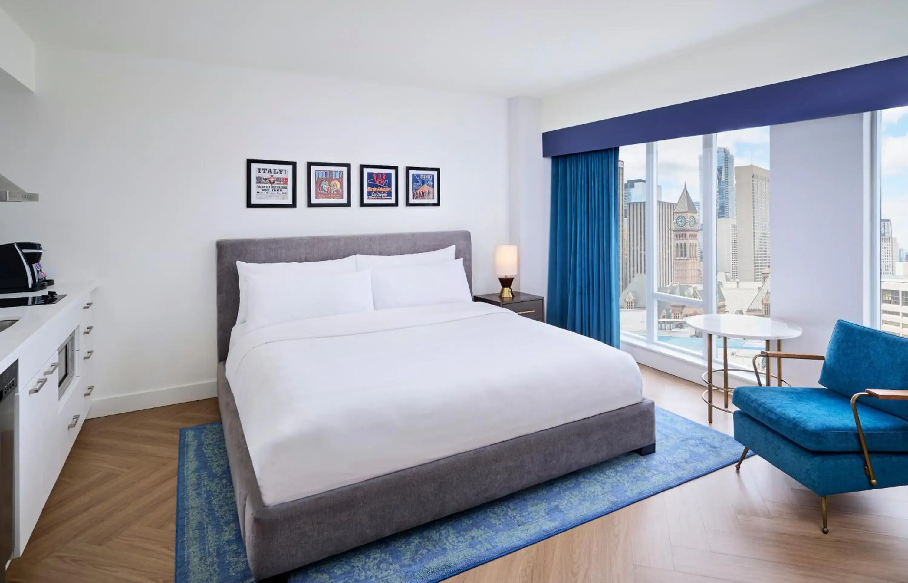 Bedroom, Bed in Pantages Hotel Toronto Centre Bedroom, Bed in Pantages Hotel Toronto Centre