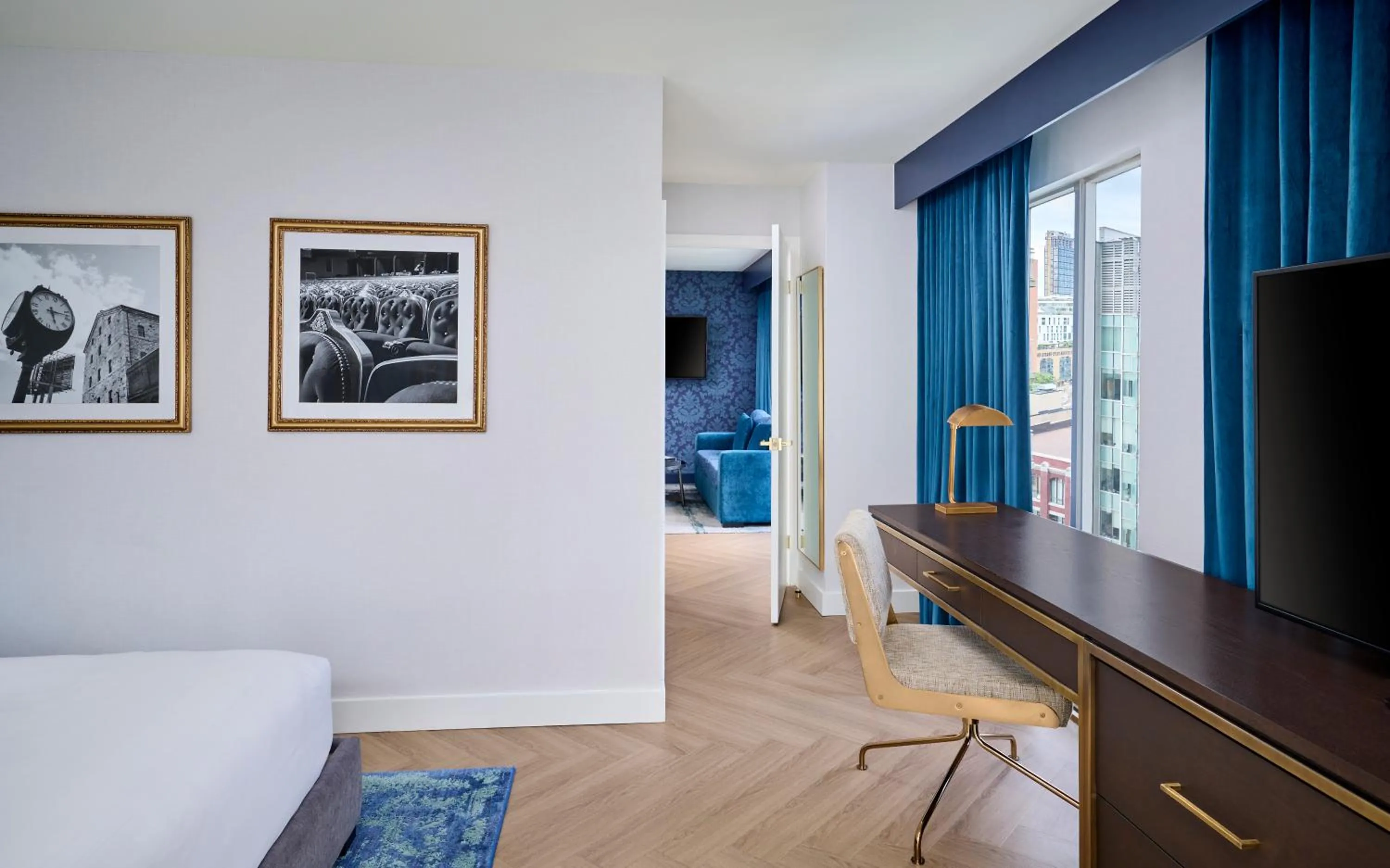 Bedroom in Pantages Hotel Toronto Centre