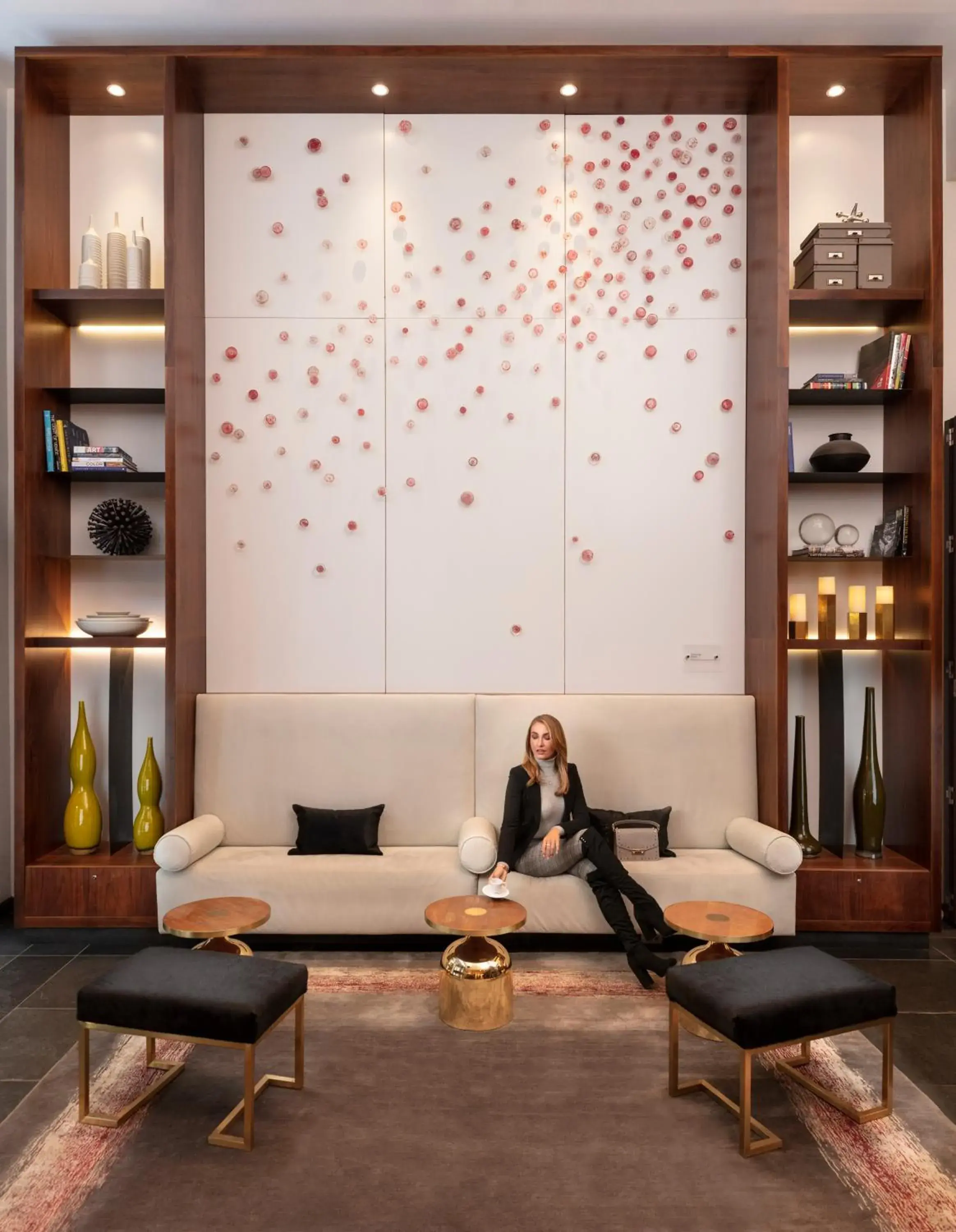 Lobby or reception in Executive Hotel Cosmopolitan Toronto Lobby or reception in Executive Hotel Cosmopolitan Toronto