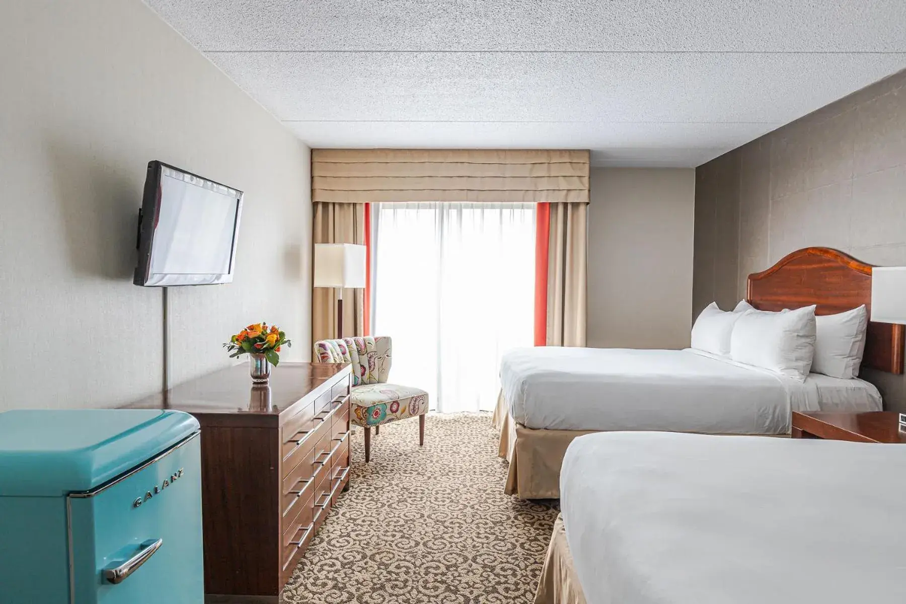 Queen Room with Two Queen Beds and Courtyard View in Old Stone Inn Boutique Hotel Queen Room with Two Queen Beds and Courtyard View in Old Stone Inn Boutique Hotel