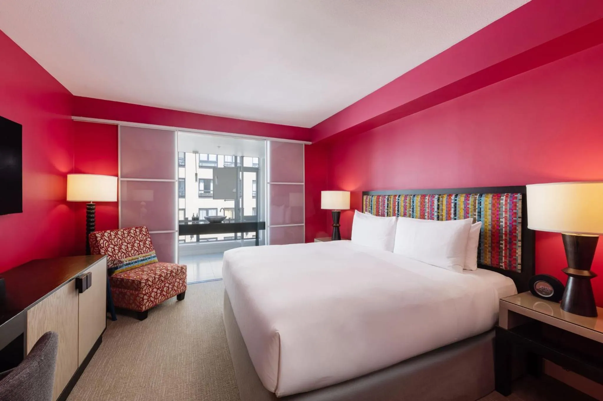 Photo of the whole room, Bed in OPUS Vancouver