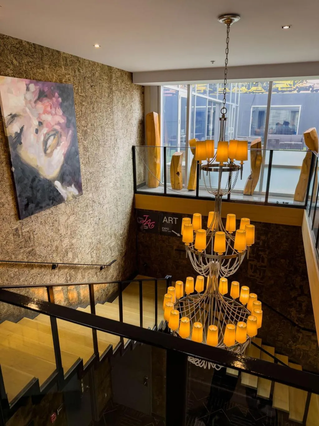 Decorative detail in HOTEL10