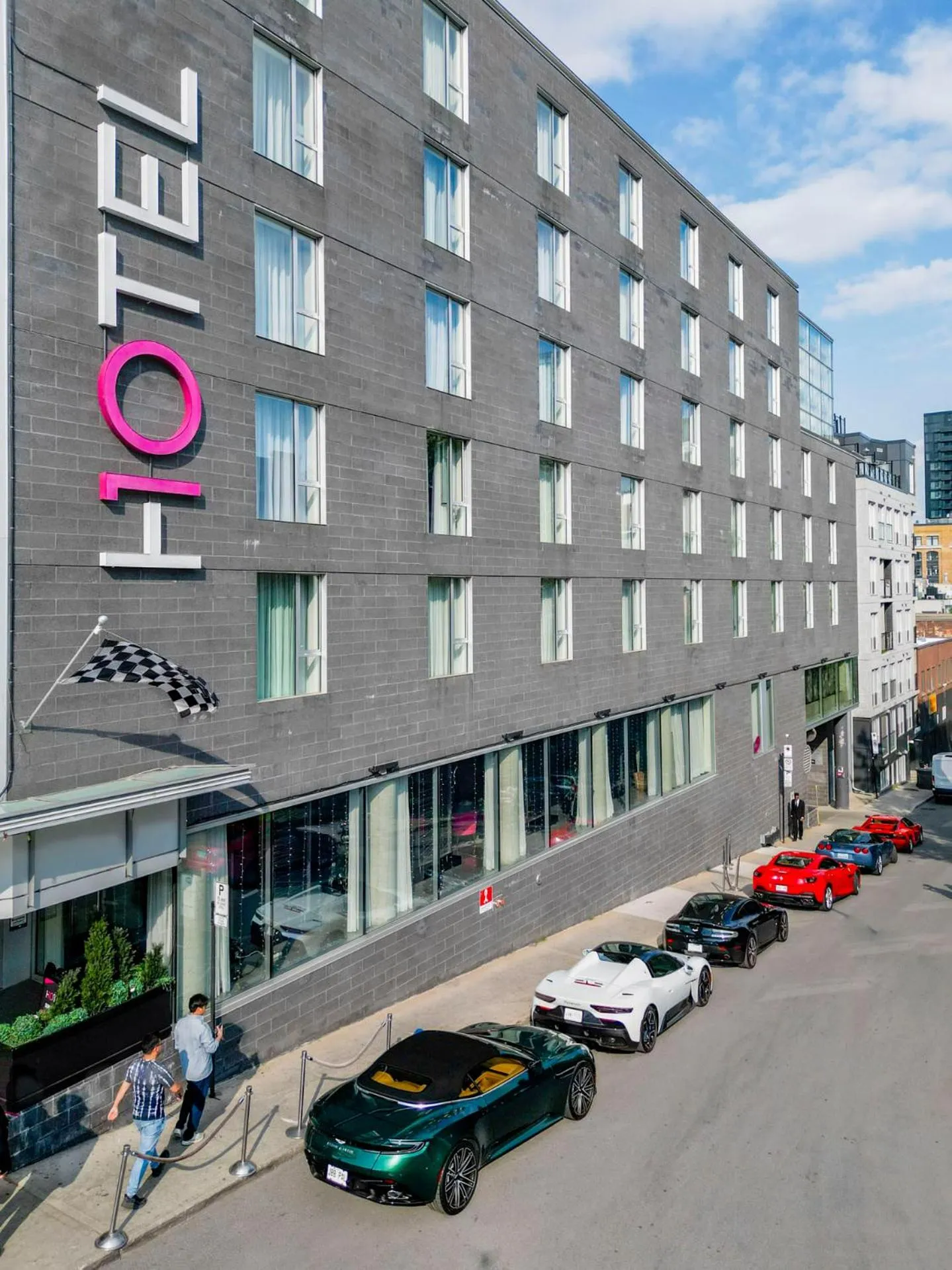 Facade/entrance in HOTEL10