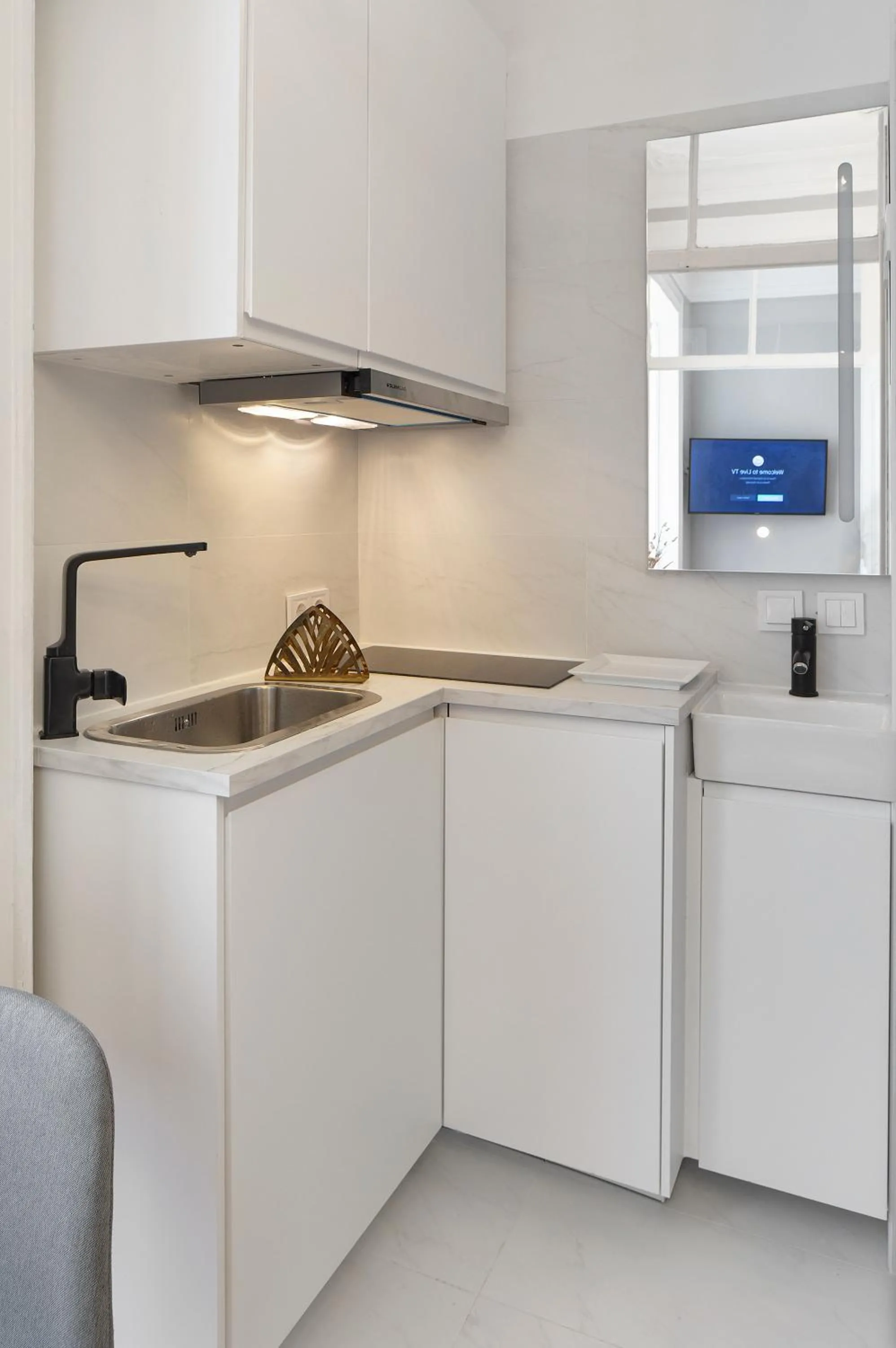 Small Design Studio - Rosa, Bairro Alto