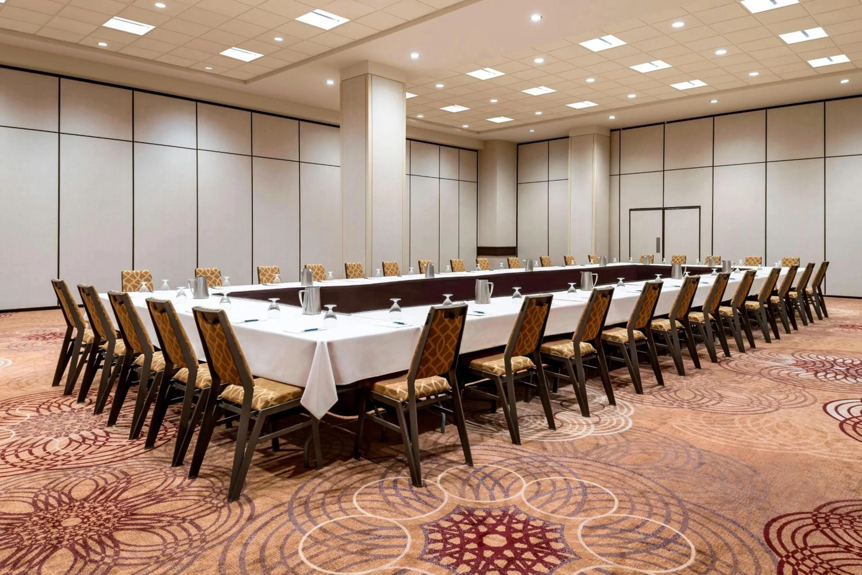 Meeting/conference room in Sheraton Centre Toronto Hotel