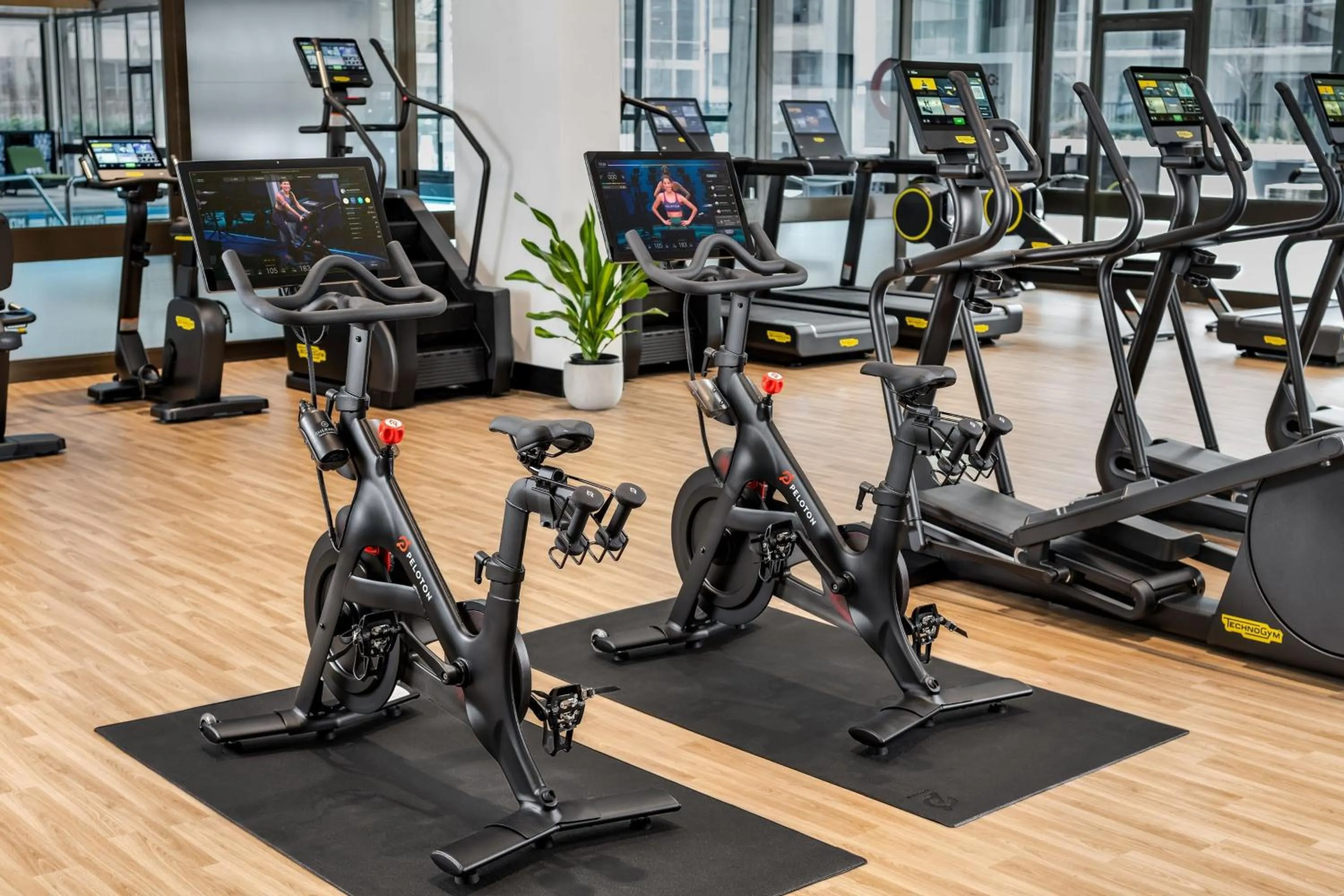 Fitness centre/facilities in Sheraton Centre Toronto Hotel