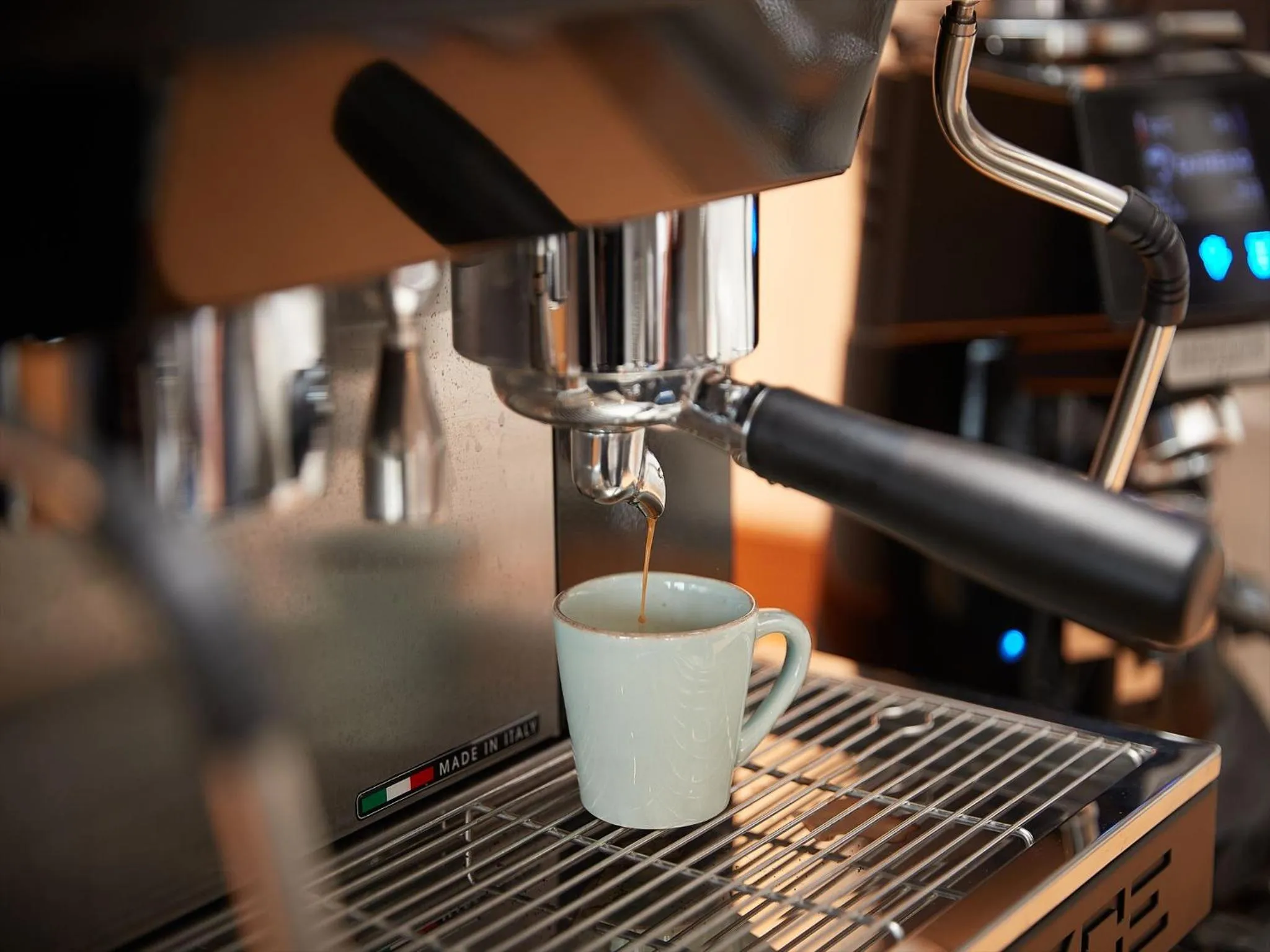 Coffee/tea facilities in THE GRAND HOTEL GINOWAN