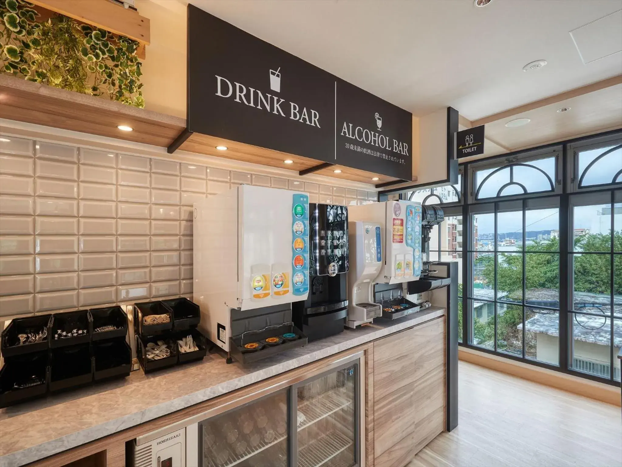 Restaurant/places to eat in THE GRAND HOTEL GINOWAN Restaurant/places to eat in THE GRAND HOTEL GINOWAN