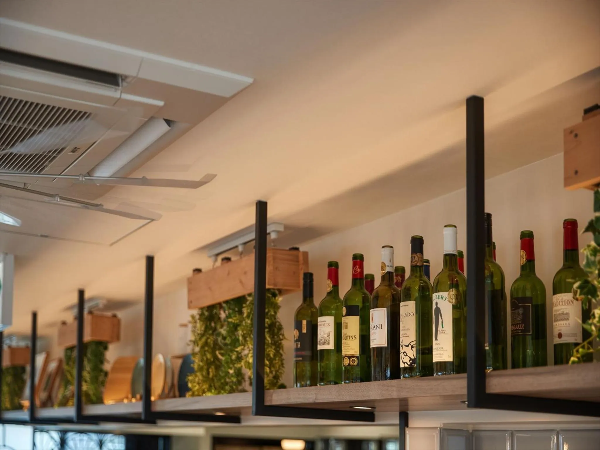 Restaurant/places to eat in THE GRAND HOTEL GINOWAN