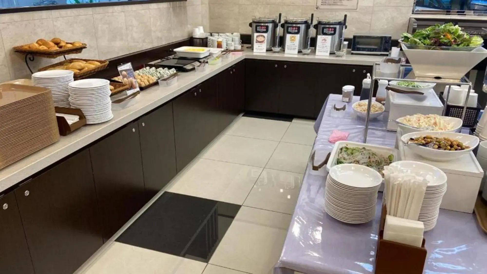 Breakfast in Toyoko Inn Tokyo Akishima-eki Minami-guchi Breakfast in Toyoko Inn Tokyo Akishima-eki Minami-guchi