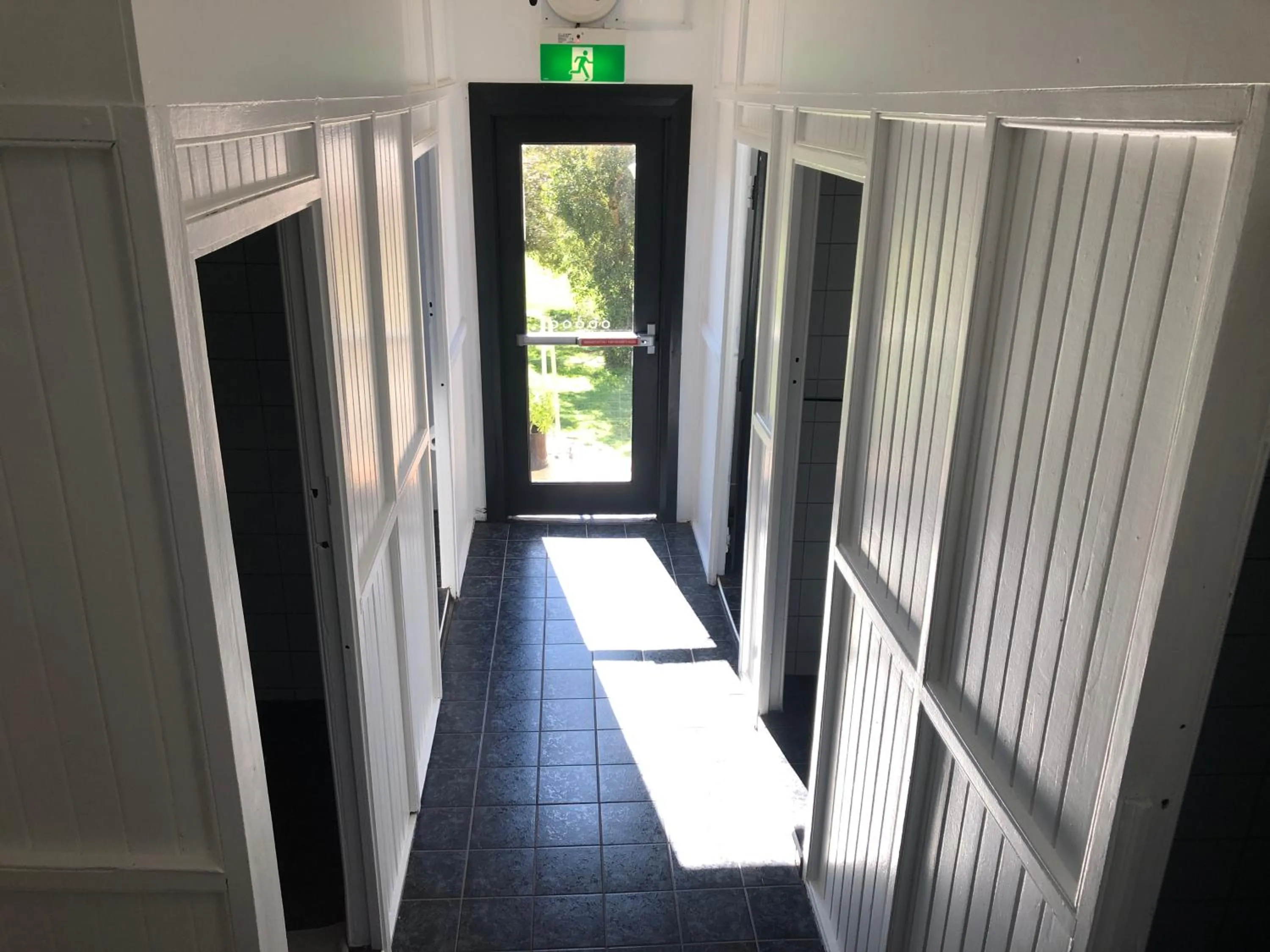 Bathroom in Toodyay Manor