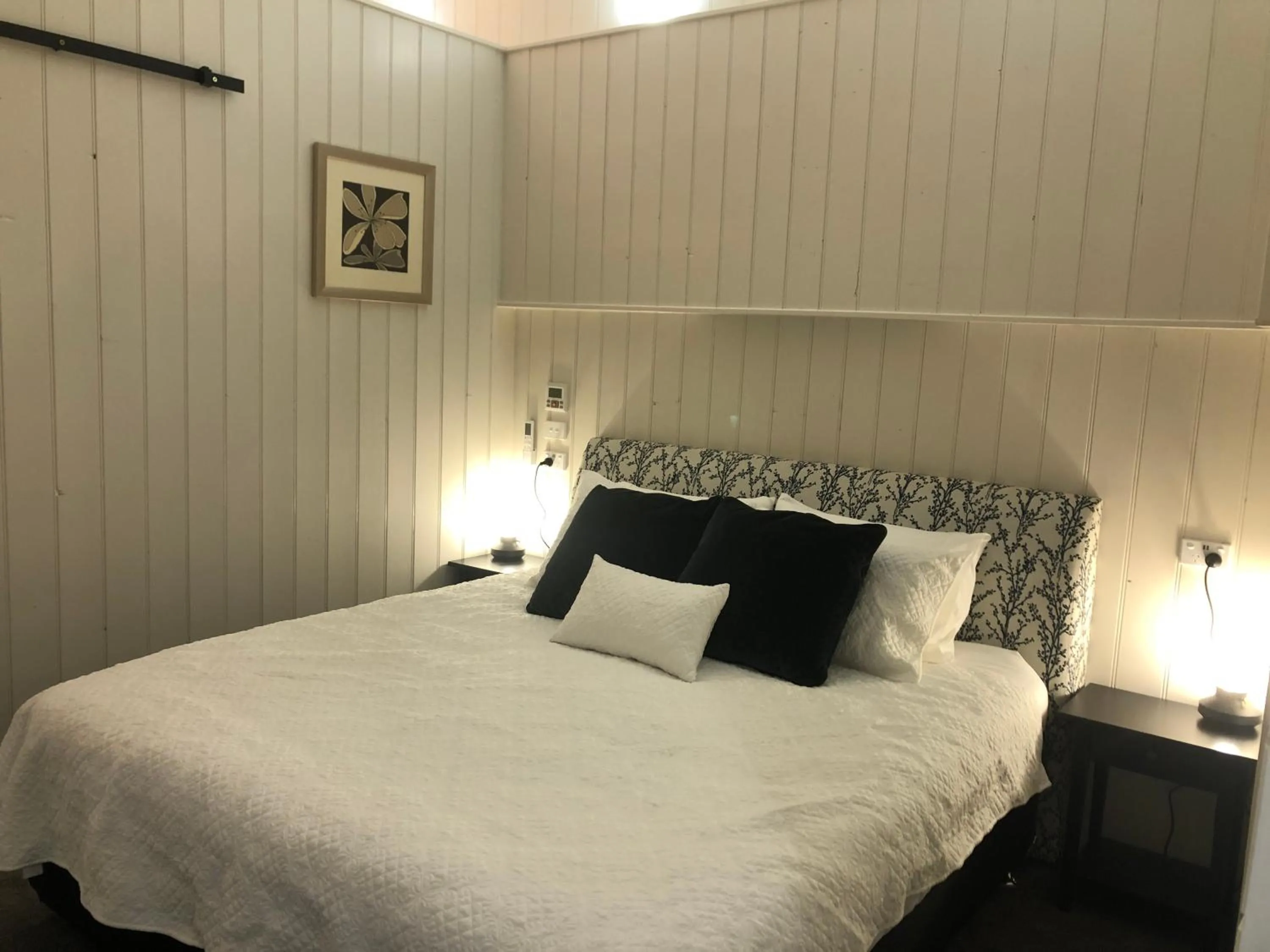 Bedroom, Bed in Toodyay Manor