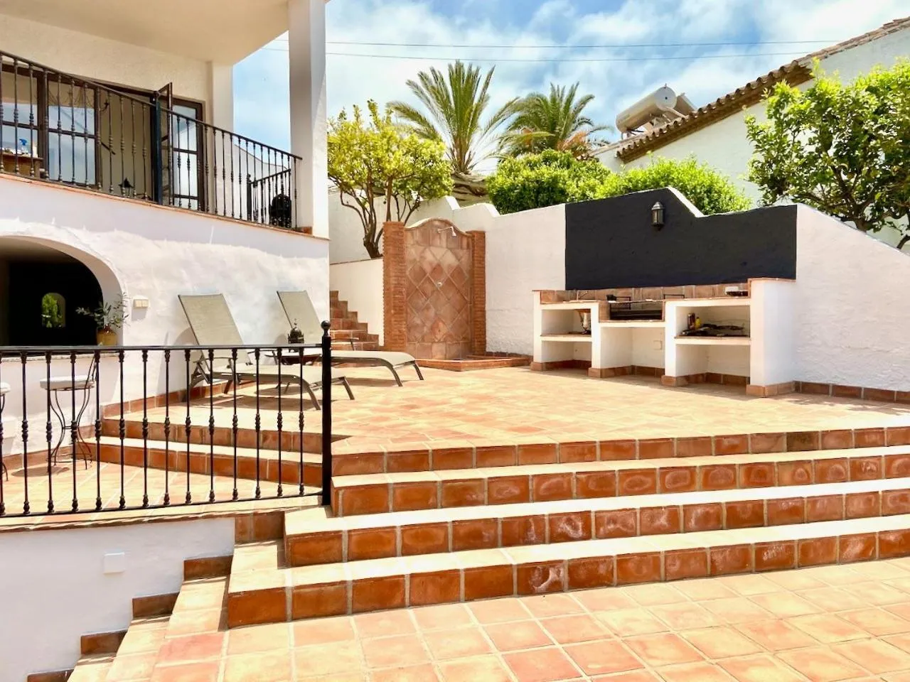 Property building in Casa Alba