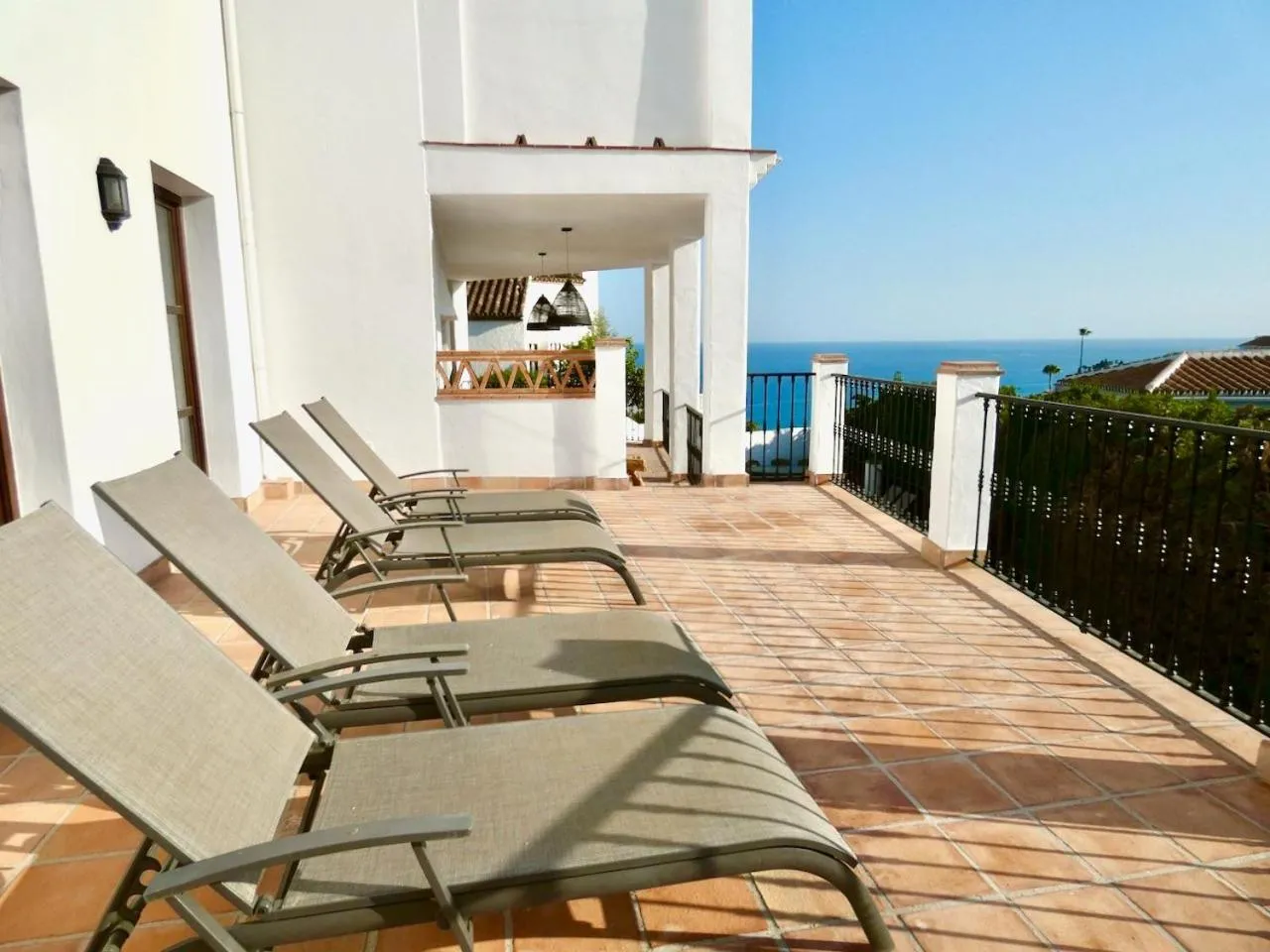 Property building in Casa Alba