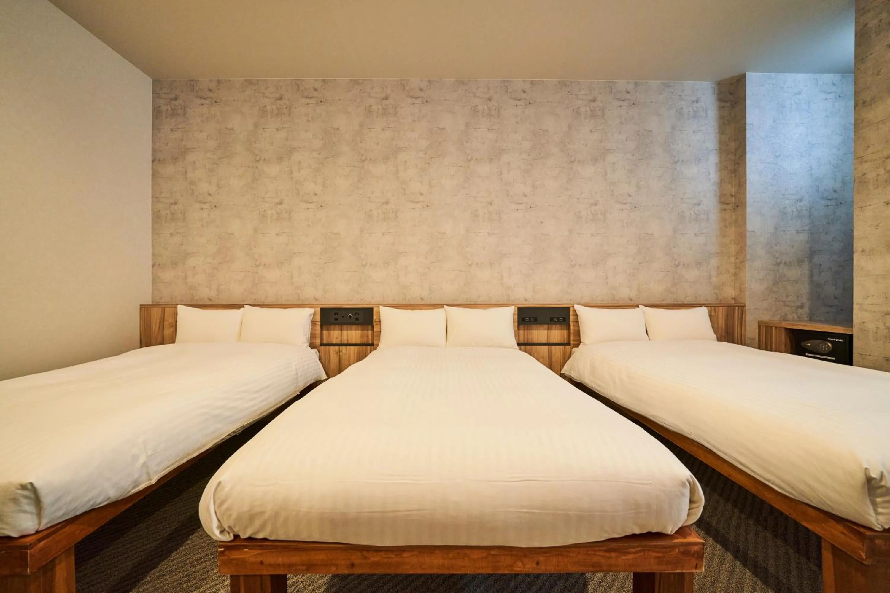 Photo of the whole room, Bed in EIGHT POINT INN Kanazawa
