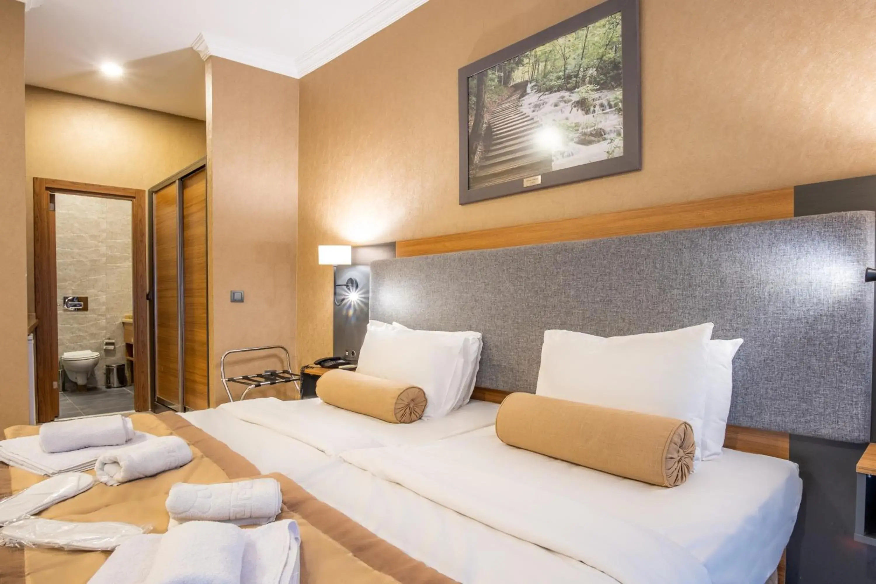 Bed in Orange Hotel & Spa Bed in Orange Hotel & Spa