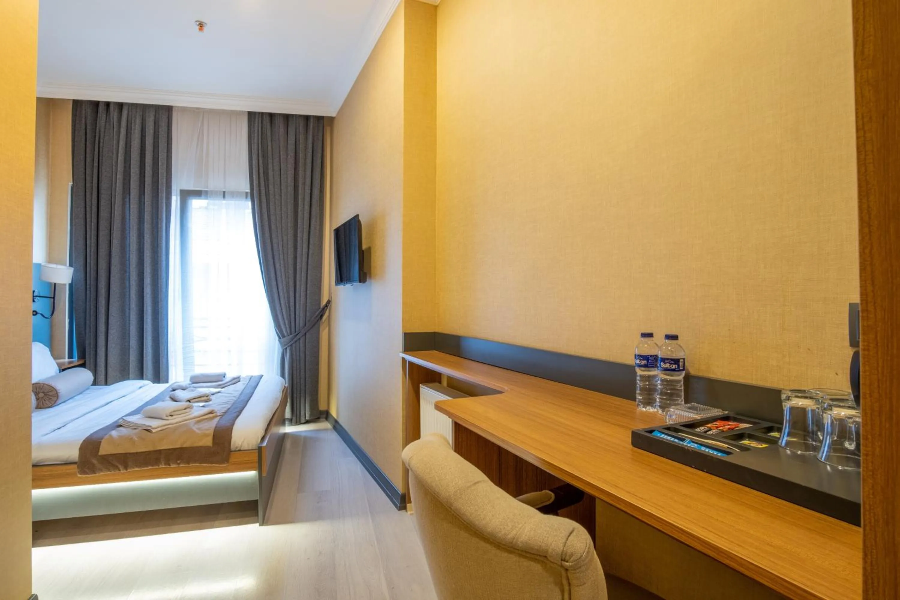 Bed in Orange Hotel & Spa