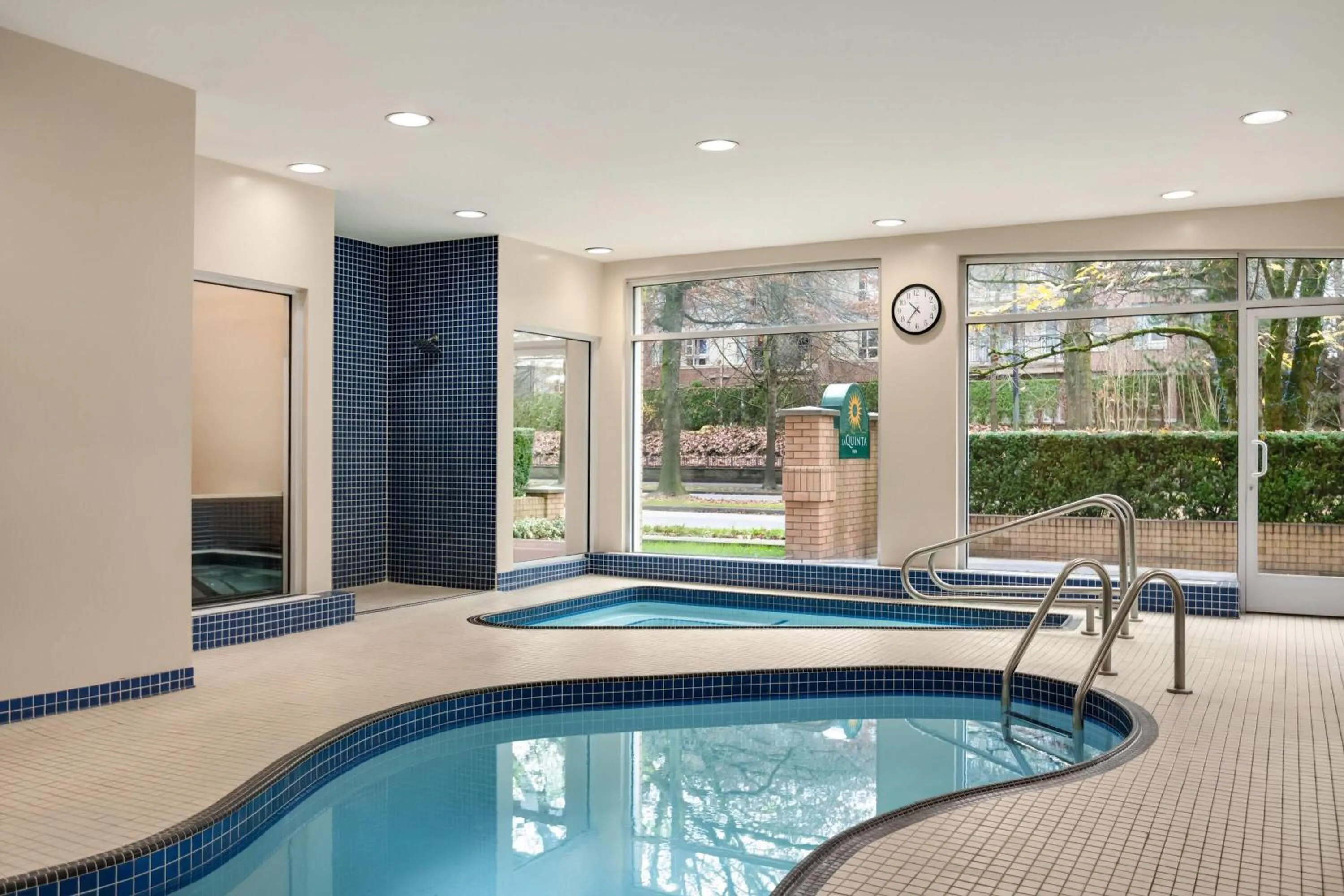 Pool view in La Quinta Inn by Wyndham Vancouver Airport