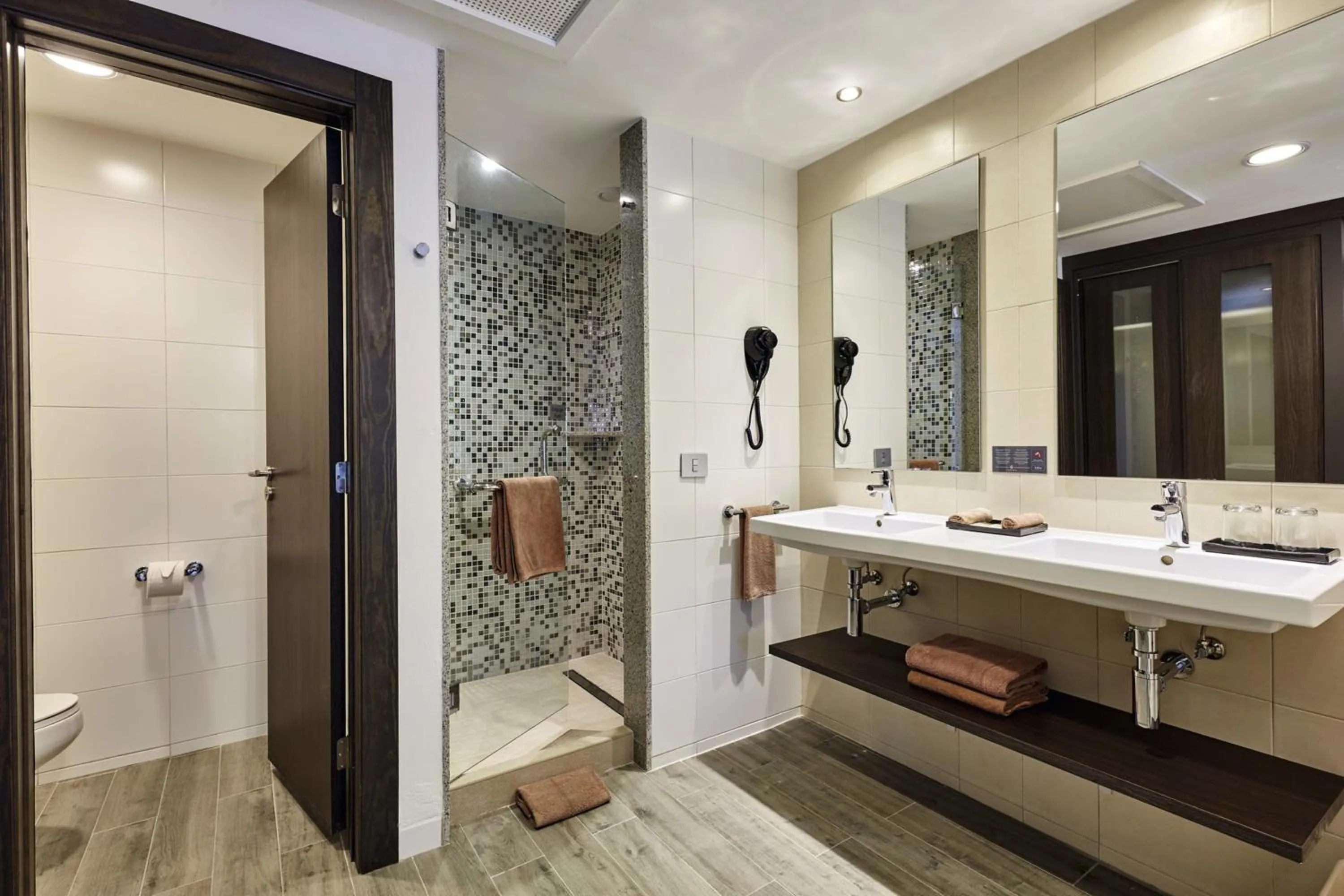 Shower in Riu Tequila - All Inclusive