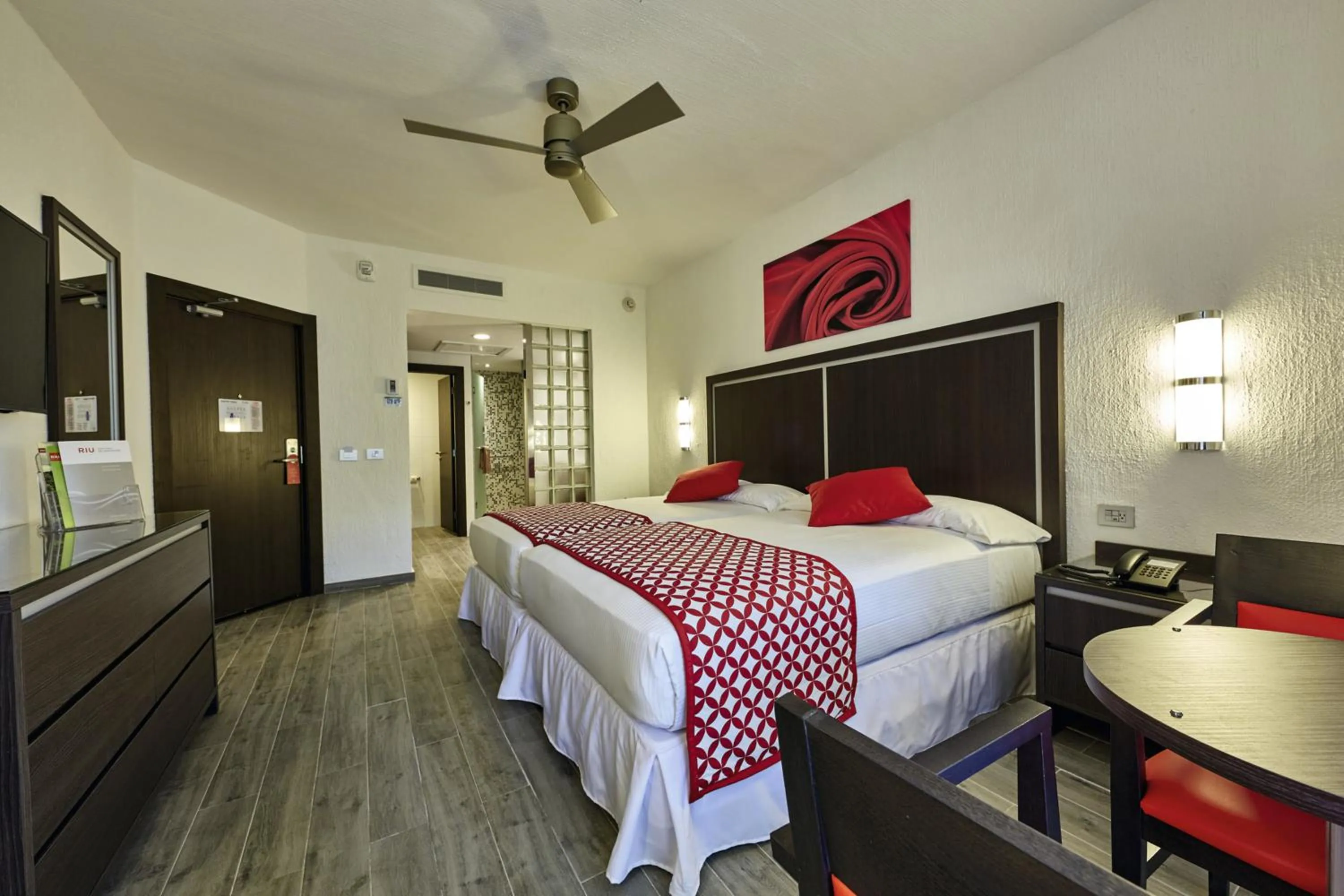 Photo of the whole room, Bed in Riu Tequila - All Inclusive