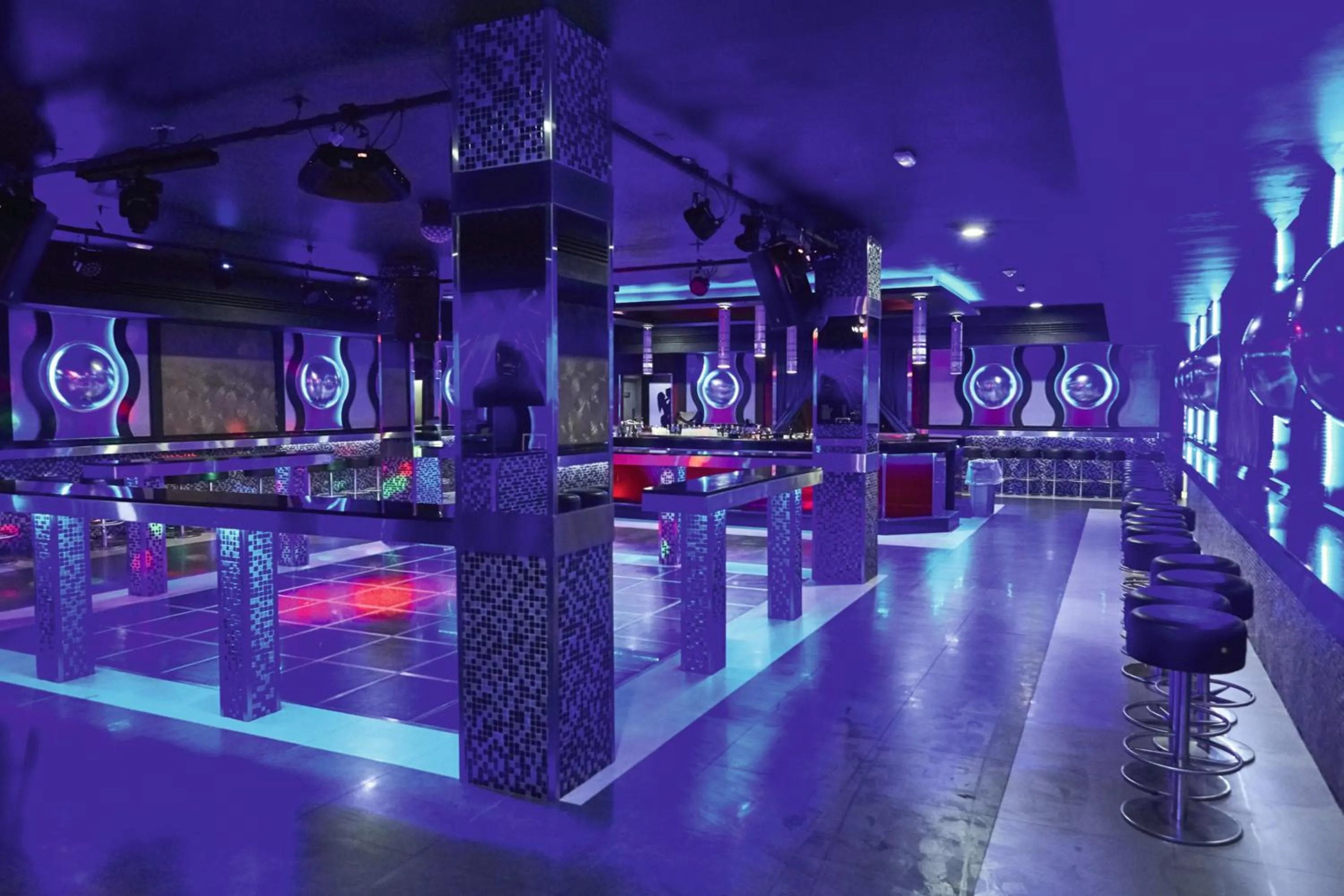 Nightclub / DJ in Riu Tequila - All Inclusive
