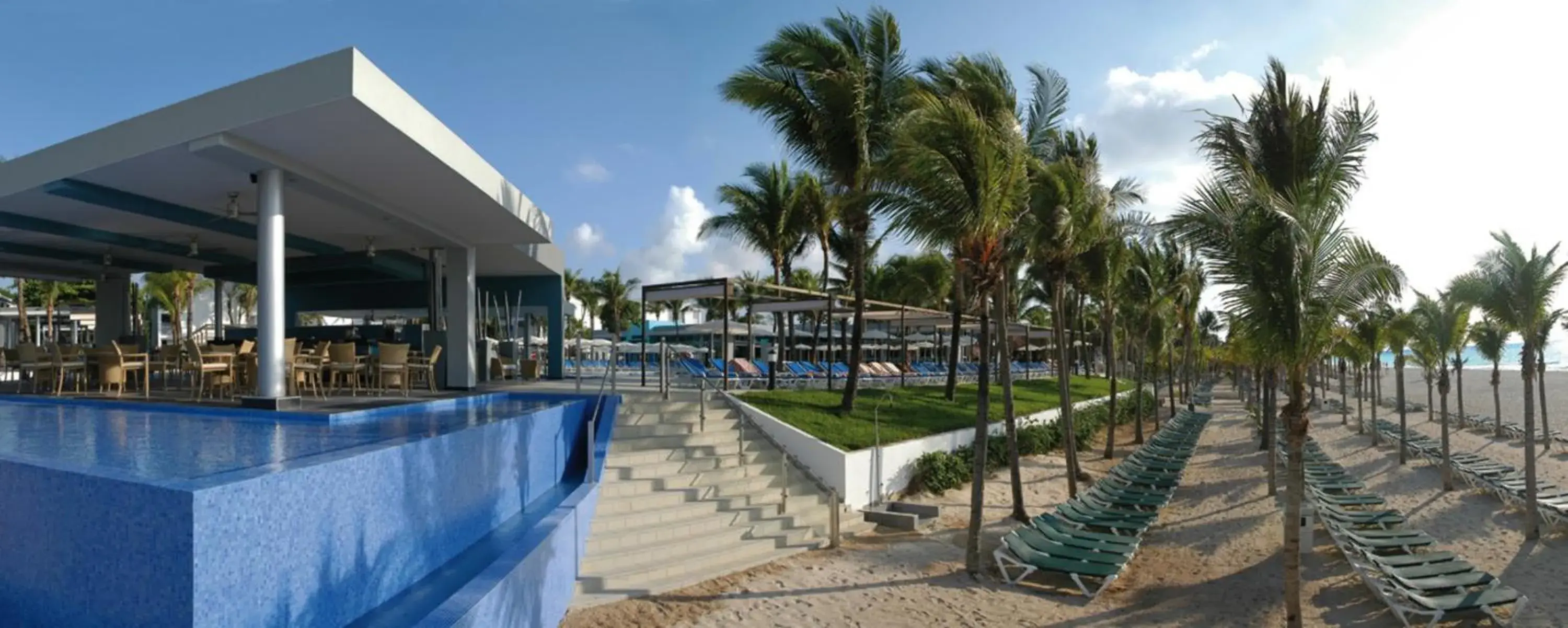 Property building in Riu Yucatan - All Inclusive Property building in Riu Yucatan - All Inclusive