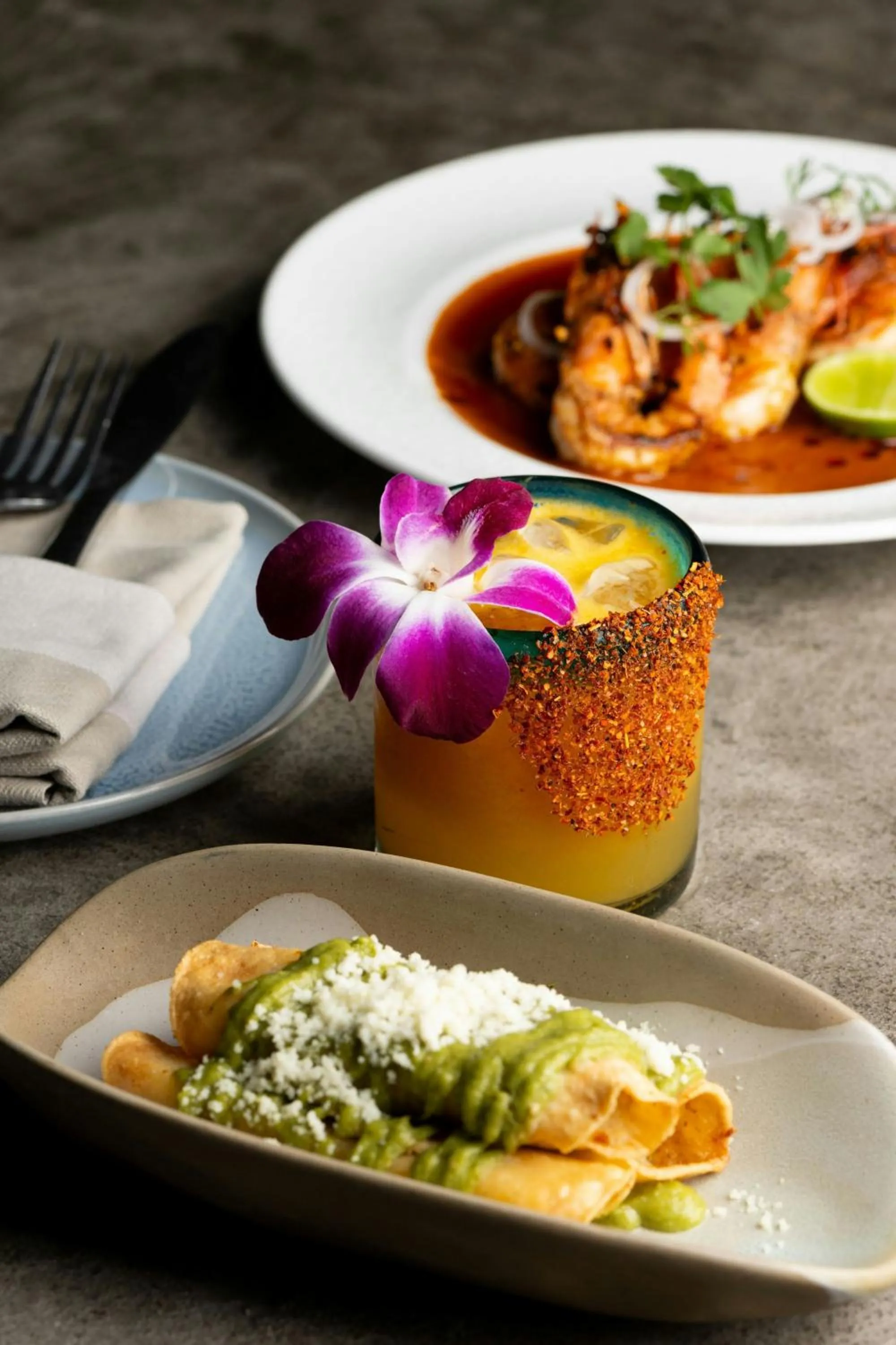 Restaurant/places to eat in HOLLYWOOD VOLUME, a Tribute Portfolio Hotel