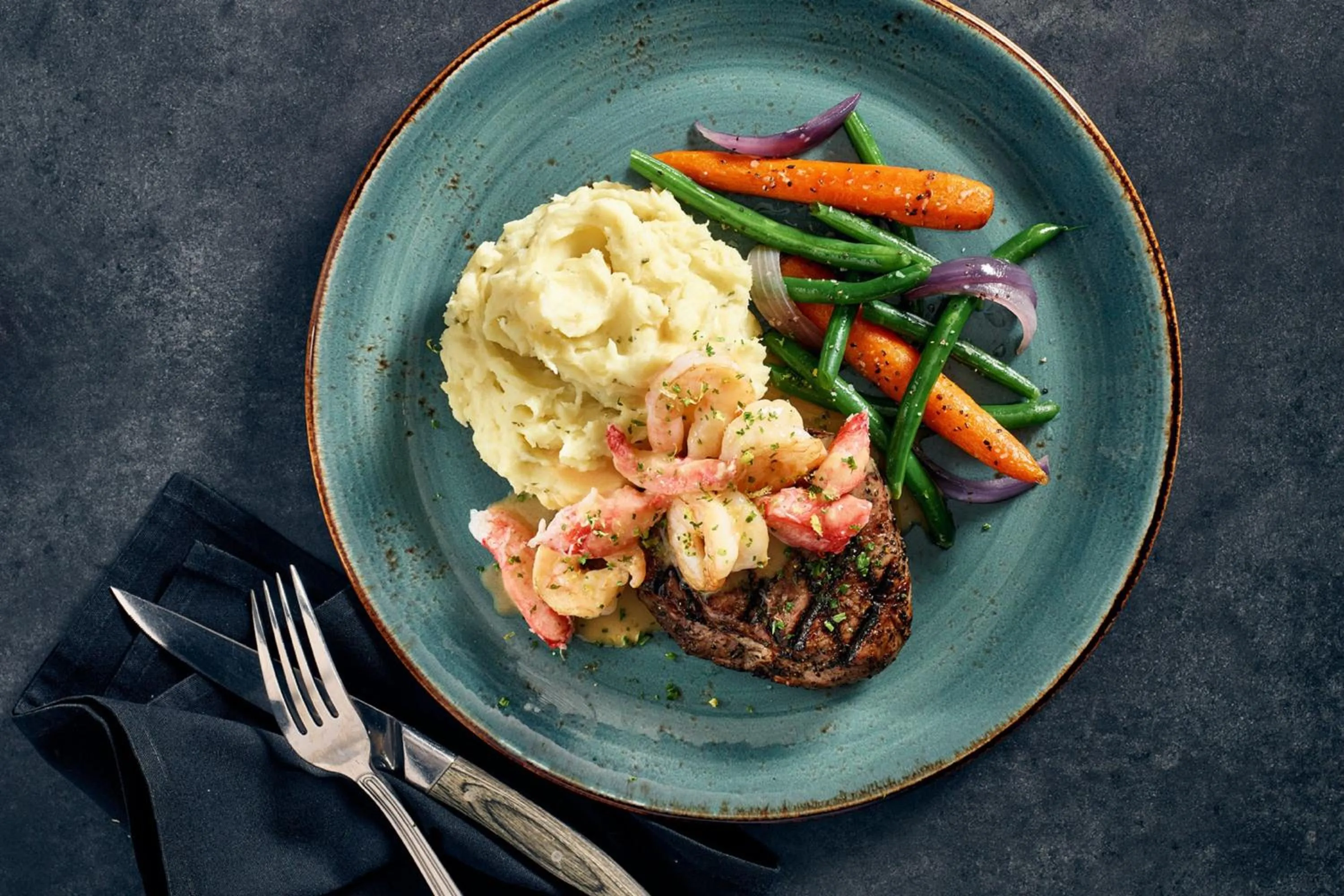 Restaurant/places to eat in Niagara Falls Marriott on the Falls