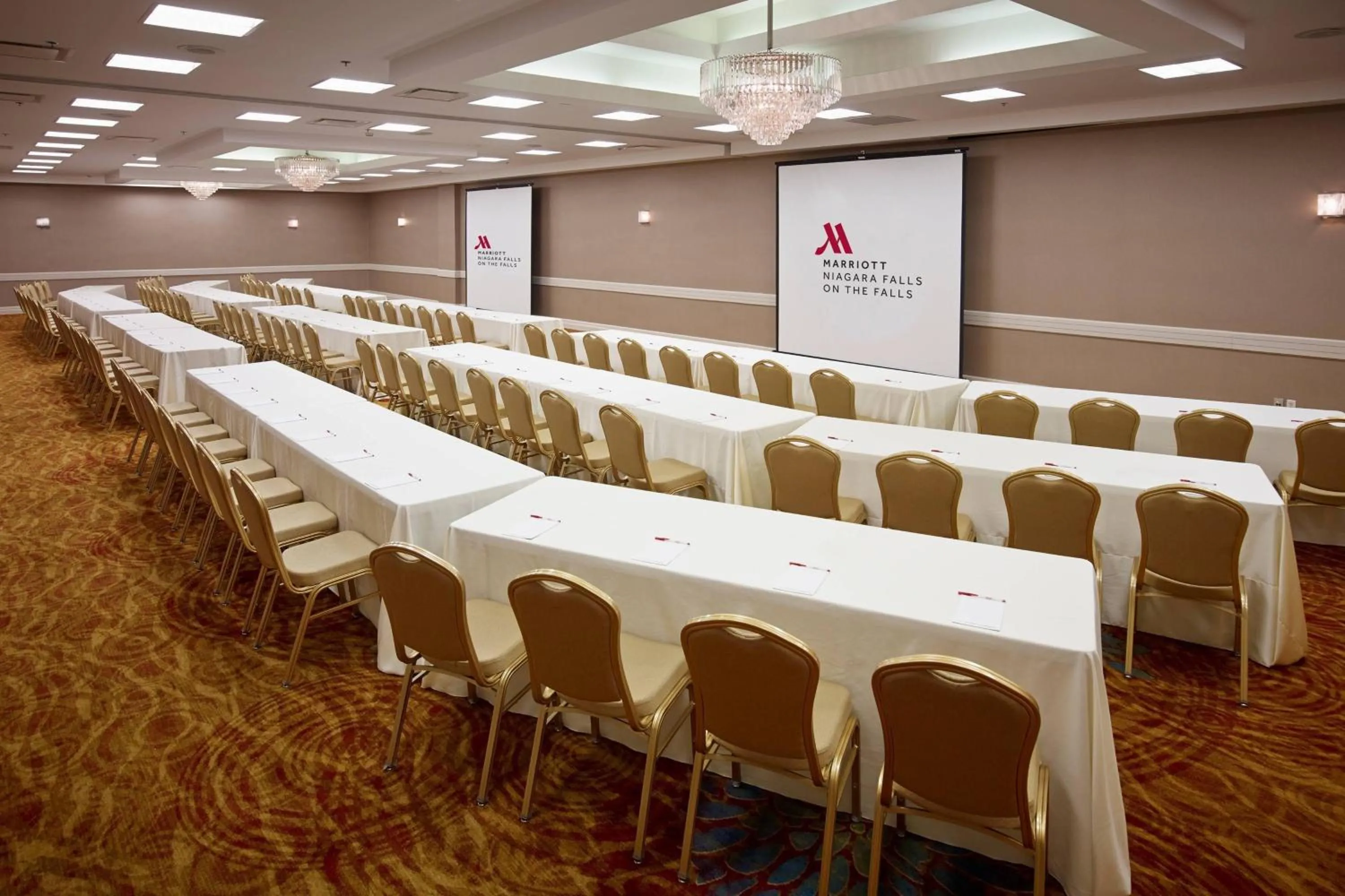 Meeting/conference room in Niagara Falls Marriott on the Falls