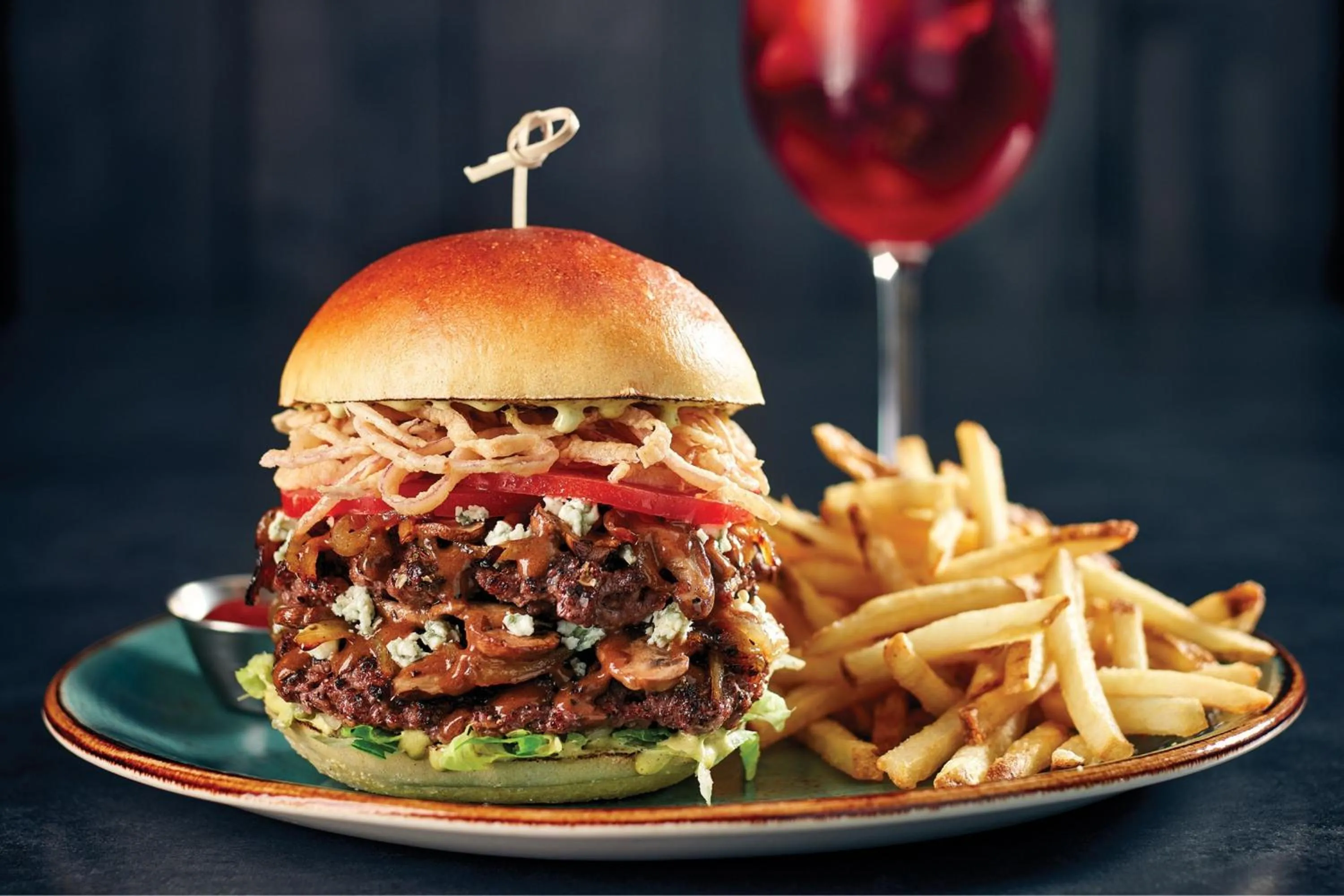 Restaurant/places to eat in Niagara Falls Marriott on the Falls