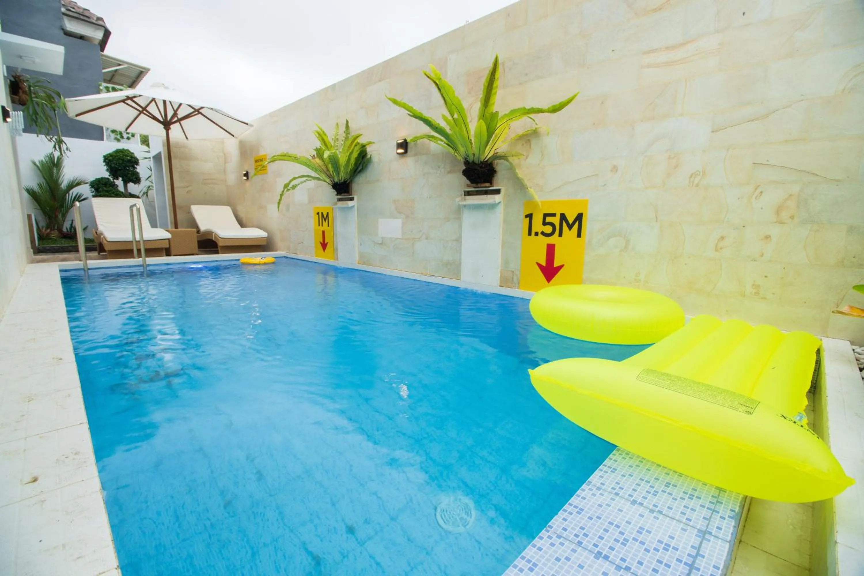 Villa White House Batu