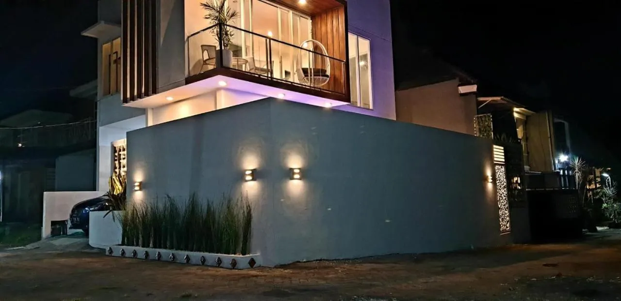 Villa White House Batu
