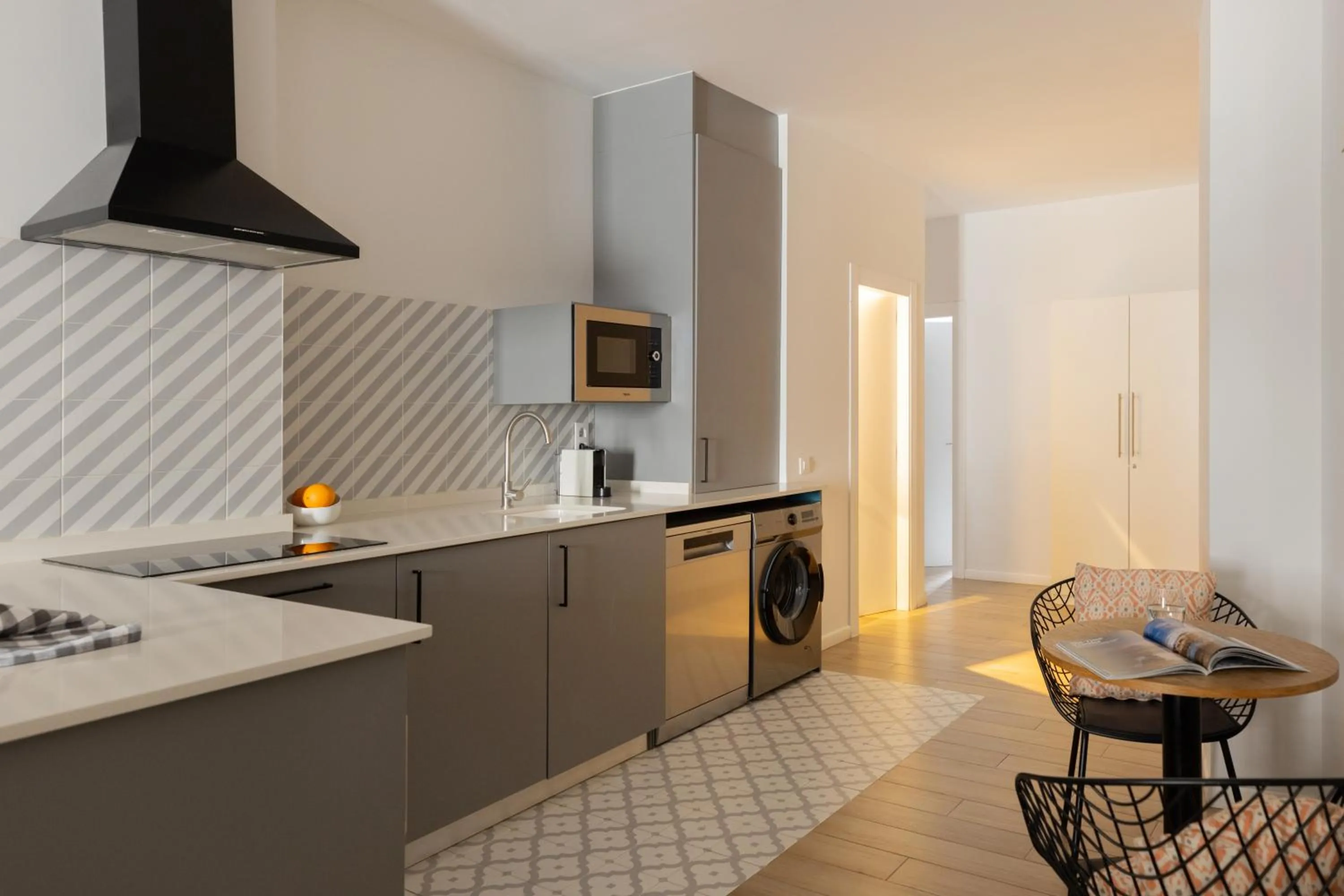 Kitchen or kitchenette in Líbere Valencia Jardín Botánico