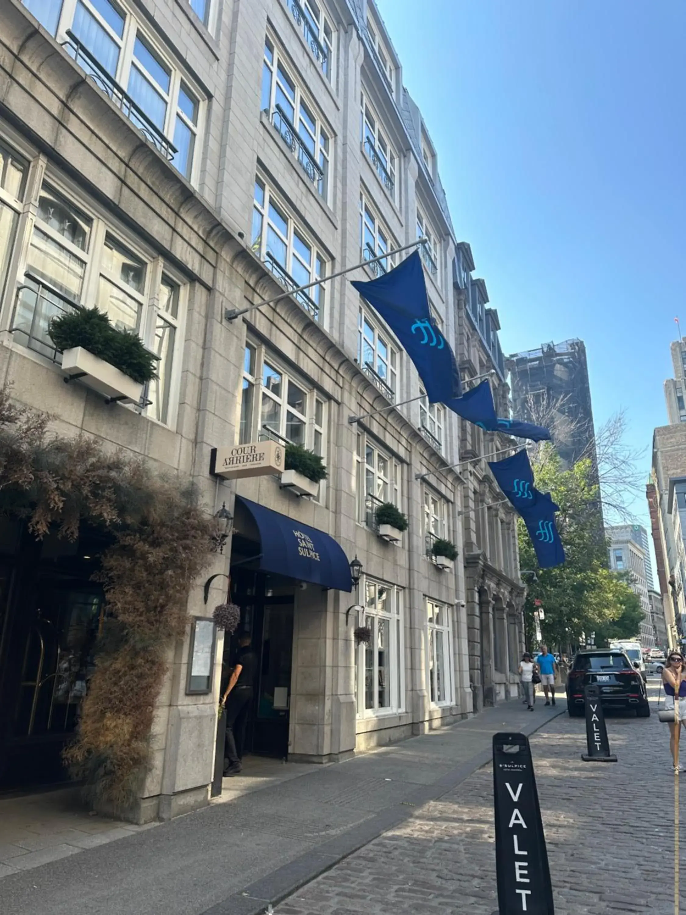 Property building in Hôtel Saint-Sulpice Property building in Hôtel Saint-Sulpice