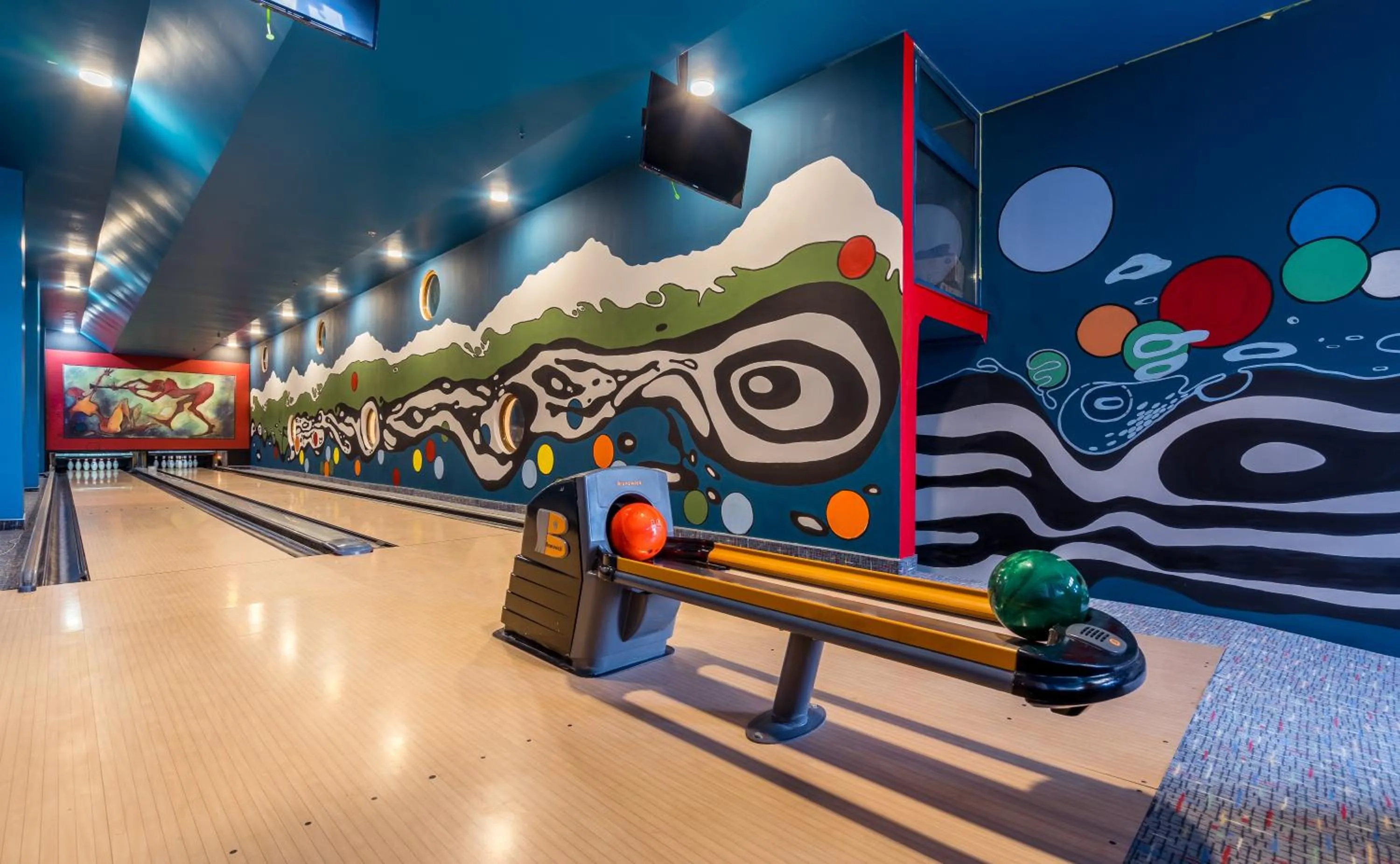 Bowling in Litz Resort