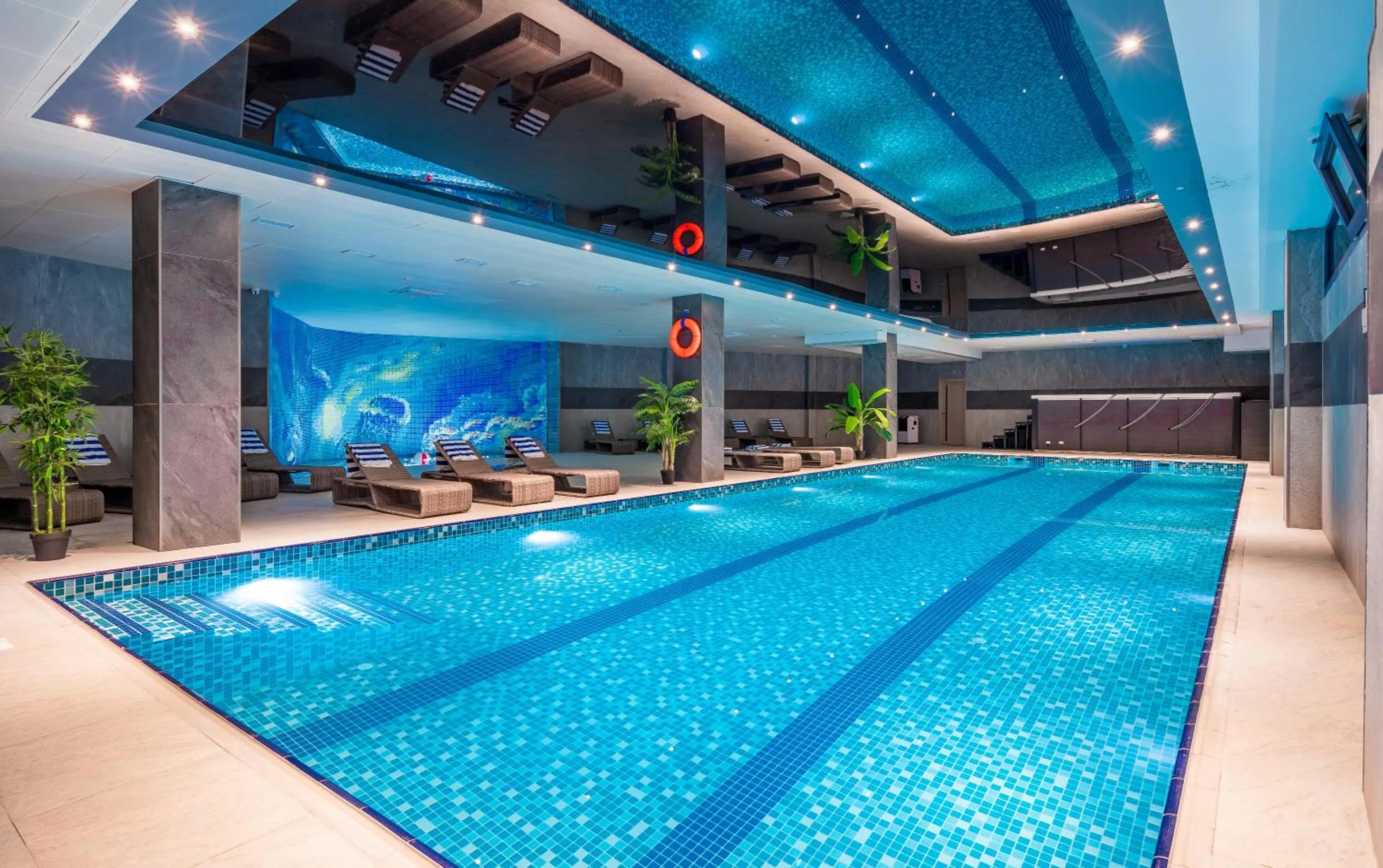 Swimming pool in Litz Resort