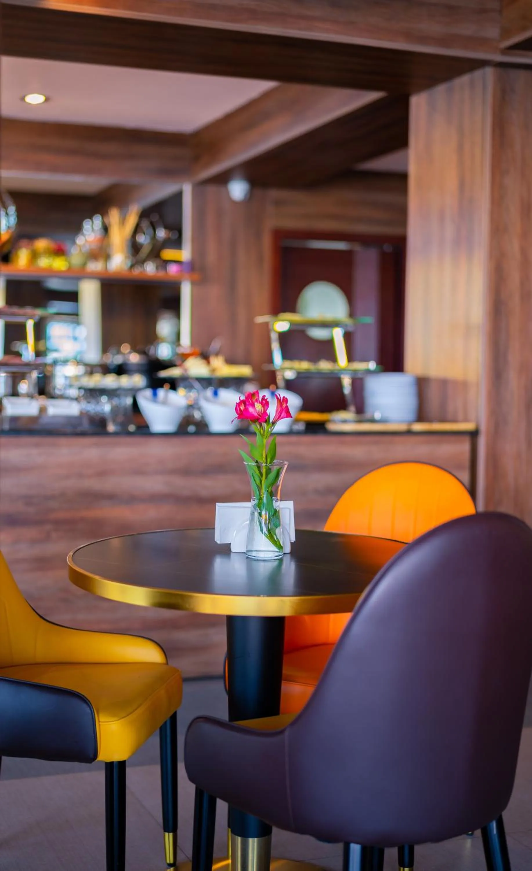 Restaurant/places to eat in Litz Resort