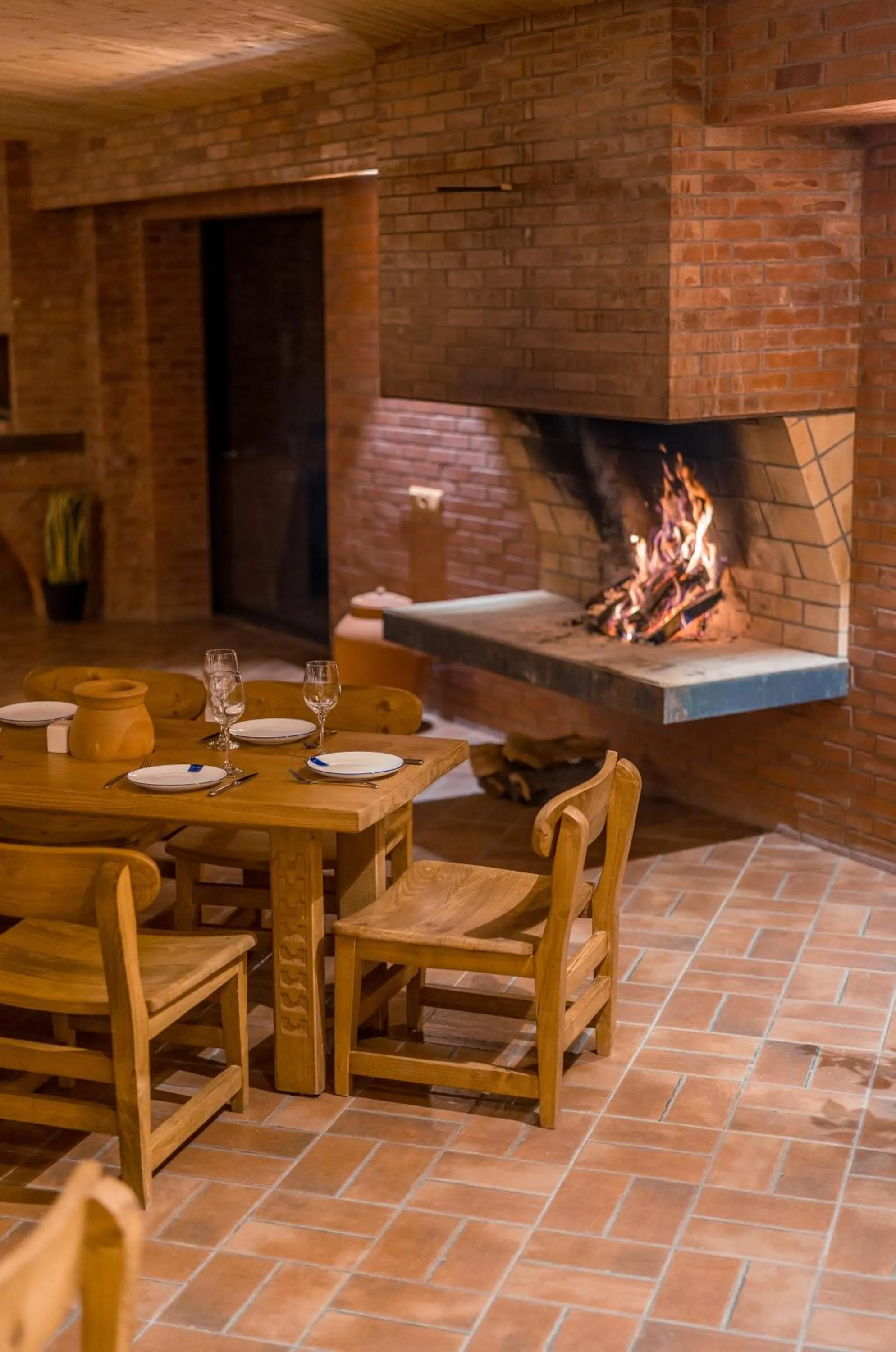 Restaurant/places to eat in Litz Resort