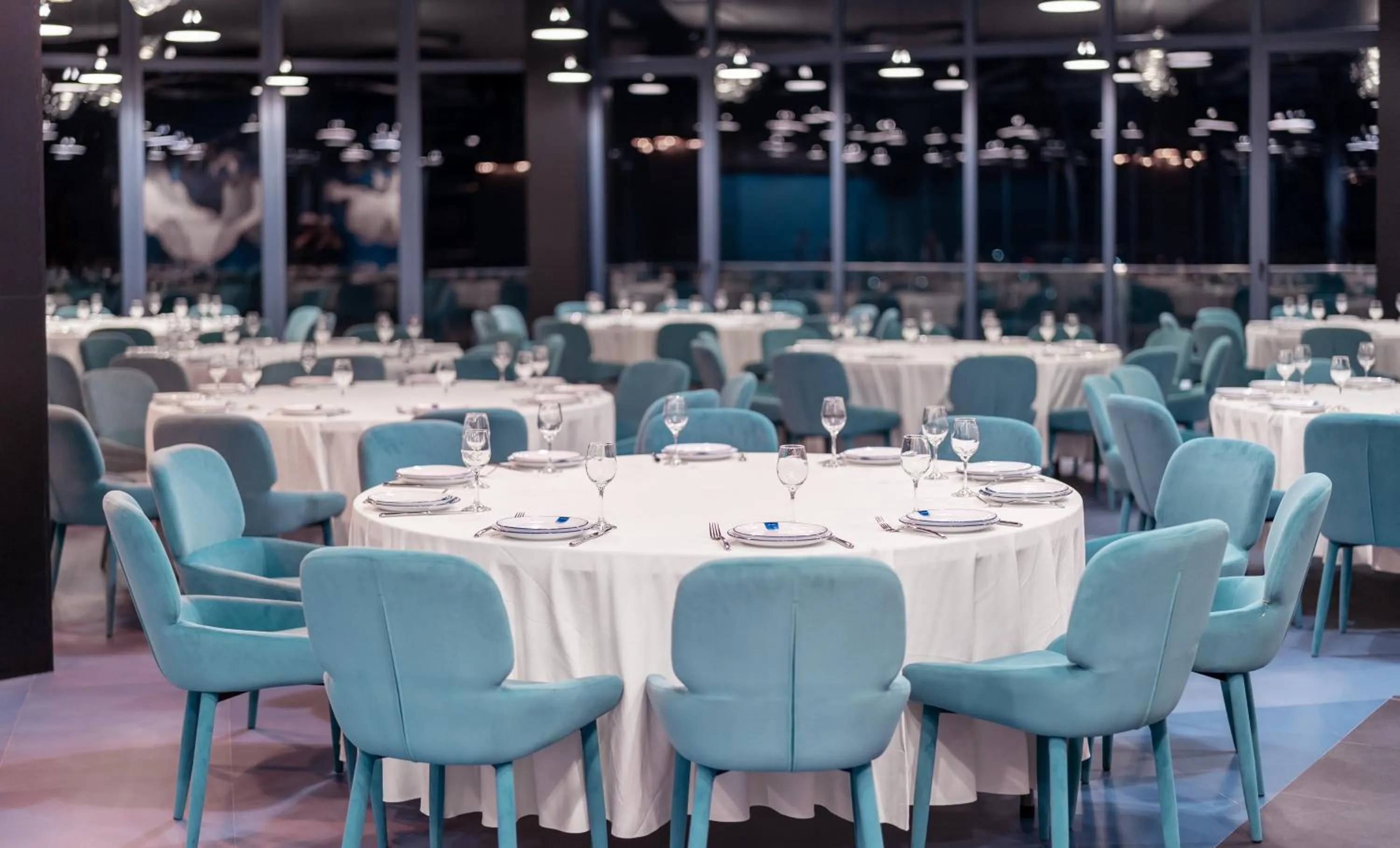 Restaurant/places to eat in Litz Resort