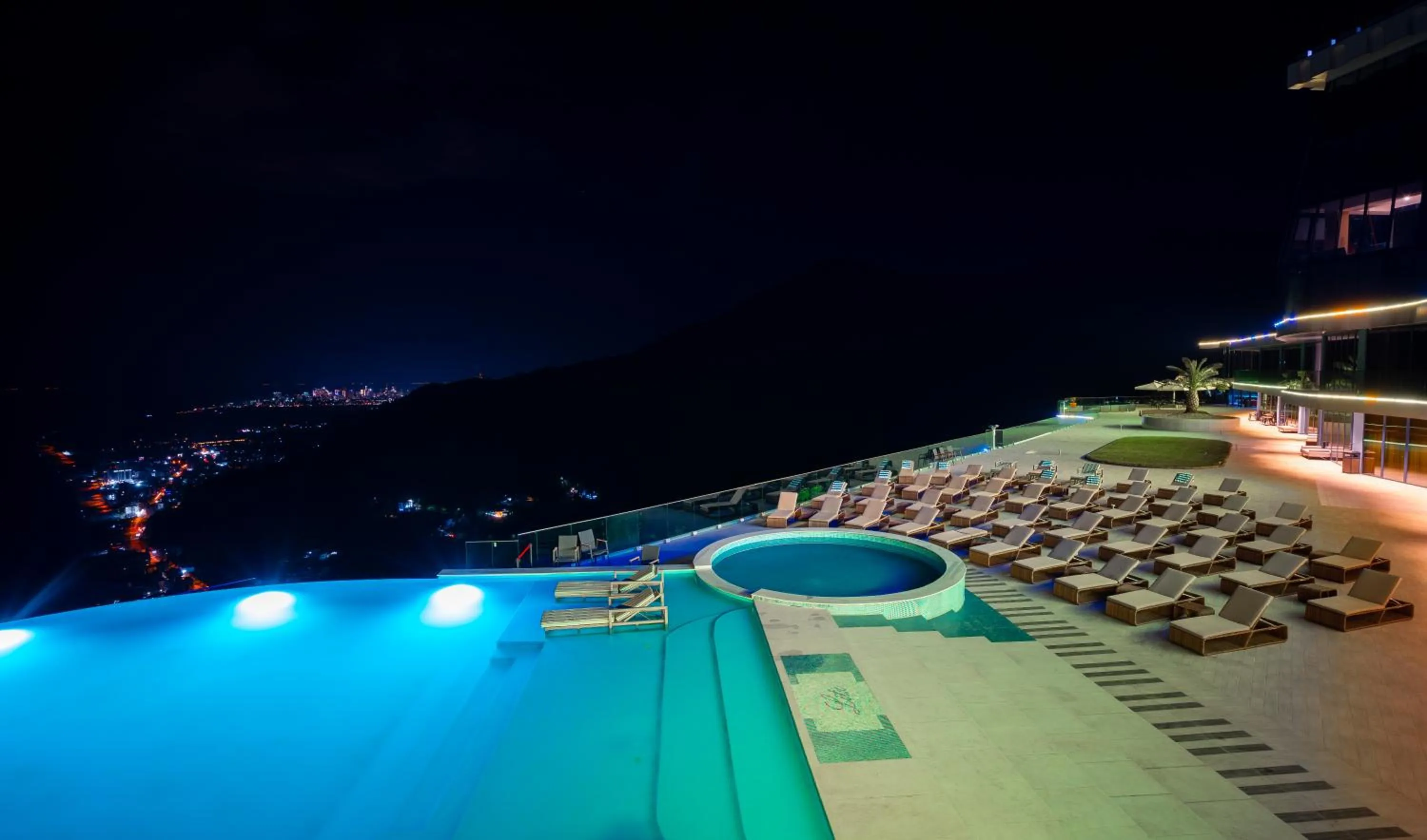 Pool view in Litz Resort