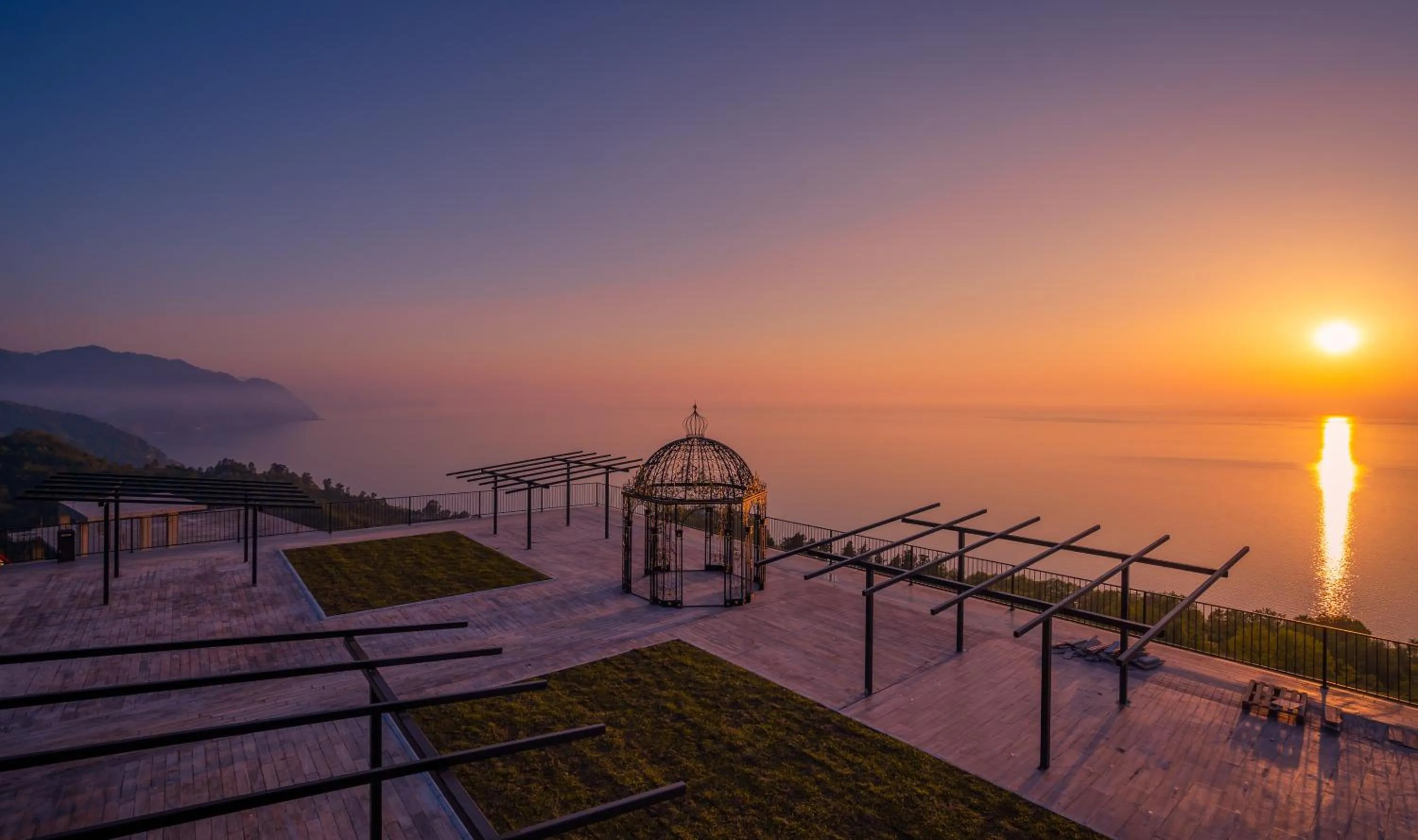 Sunset in Litz Resort