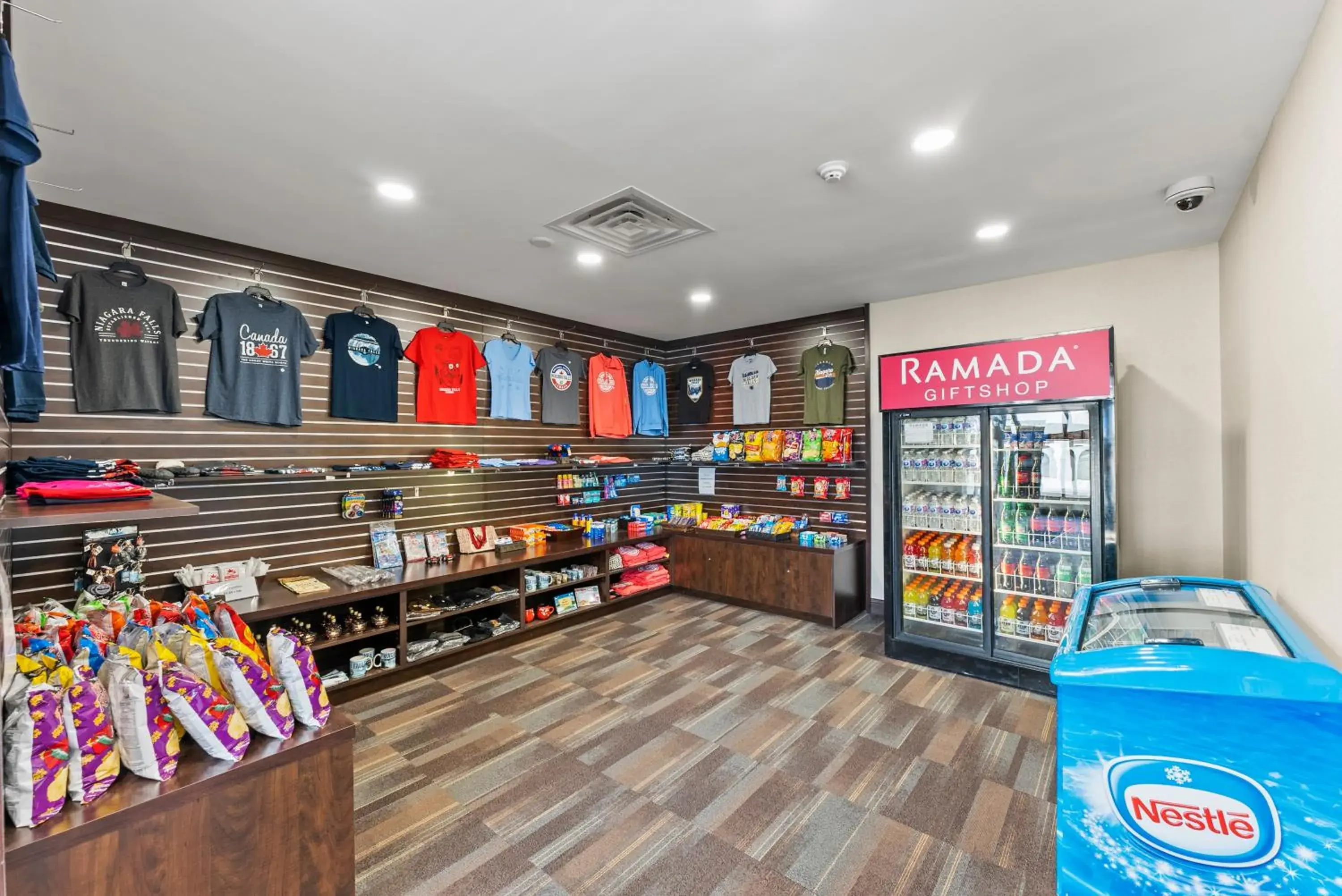 Lobby or reception in Ramada By Wyndham Niagara Falls near the Falls Lobby or reception in Ramada By Wyndham Niagara Falls near the Falls